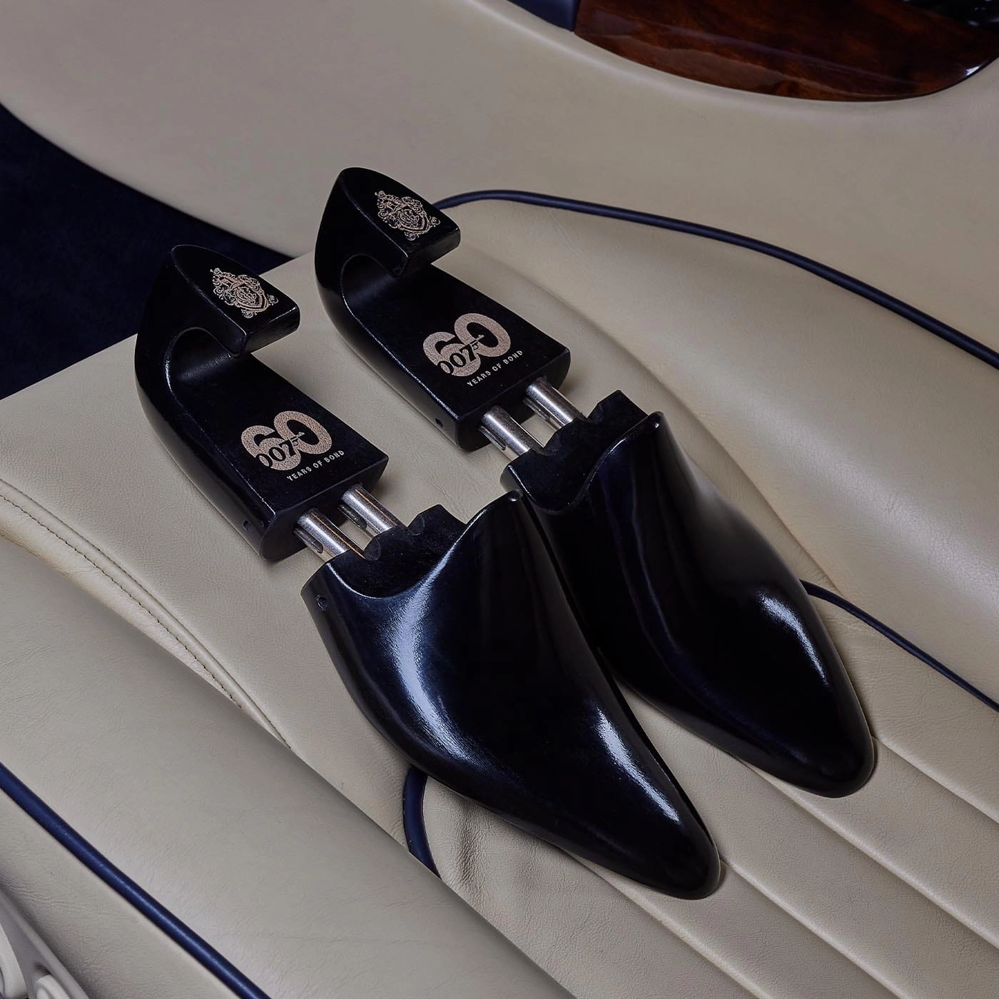 Comfort Cushioning Good Grip Hamilton Ivywood Antique Calf