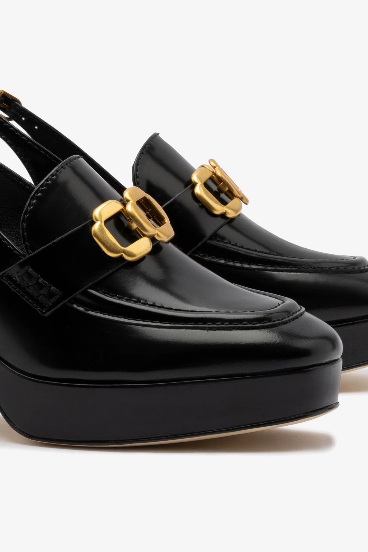 Thermoformed Heel Counter Harrington Loafer Low In Black Box Leather