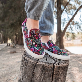 Rooster Slip On Heel Support Sportswear Choice