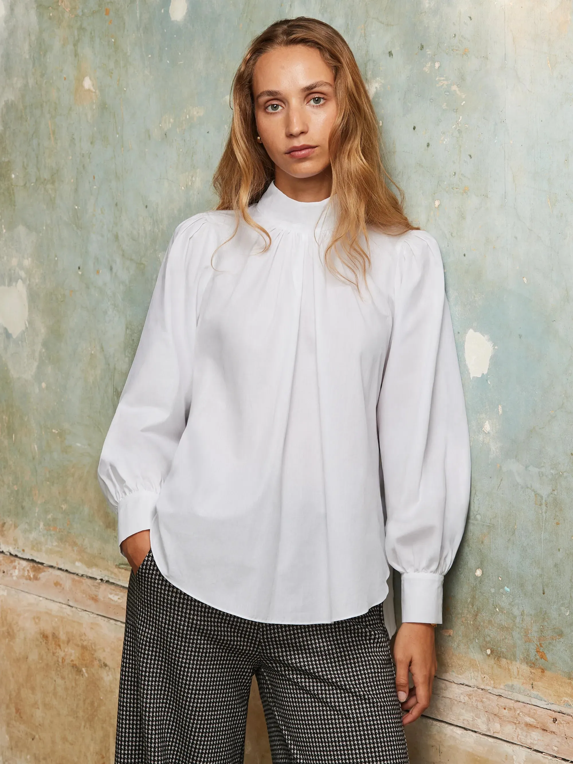 High-Neck Cotton Blouse Active Blouse