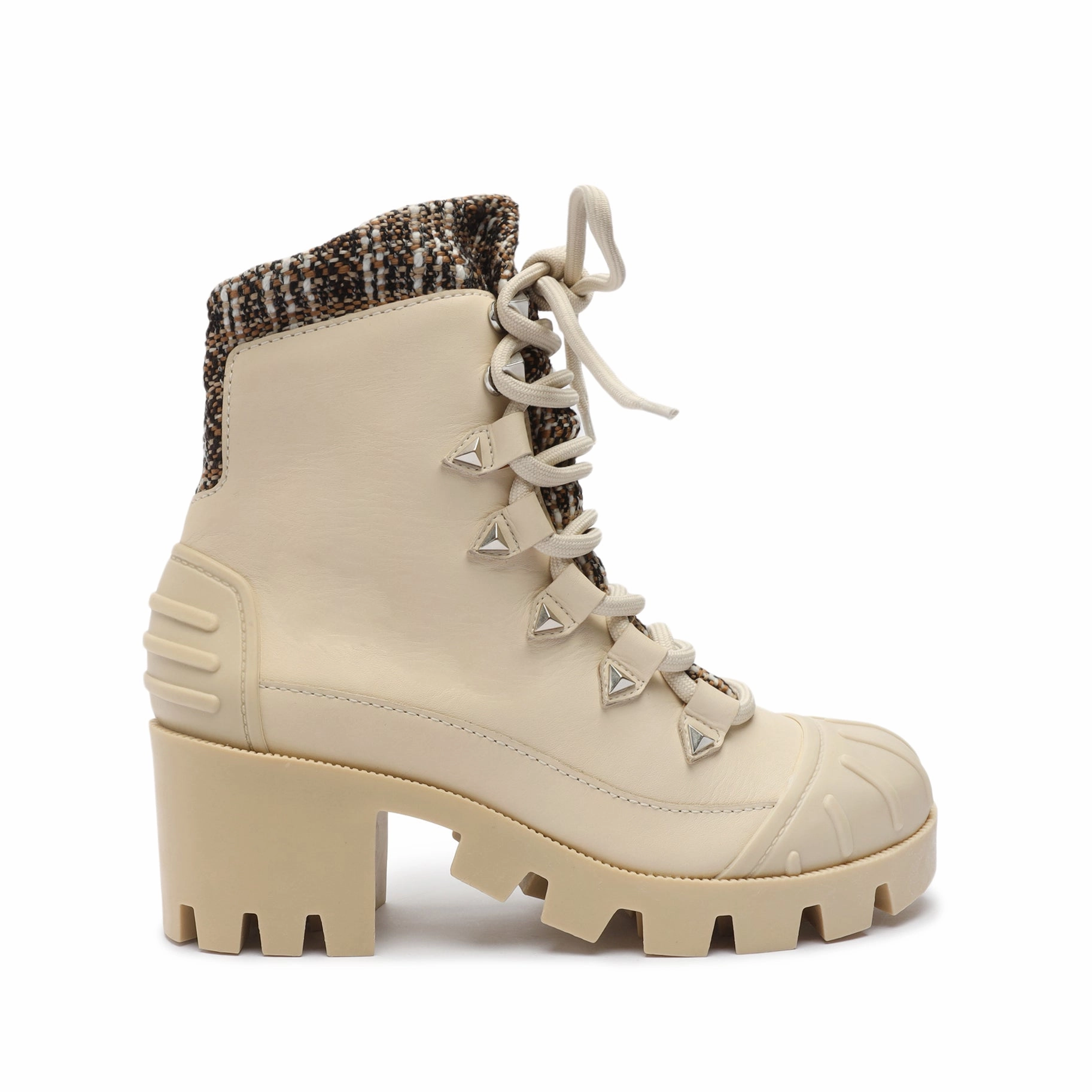 Thermoformed Heel Counter Jan Tweed Leather Bootie