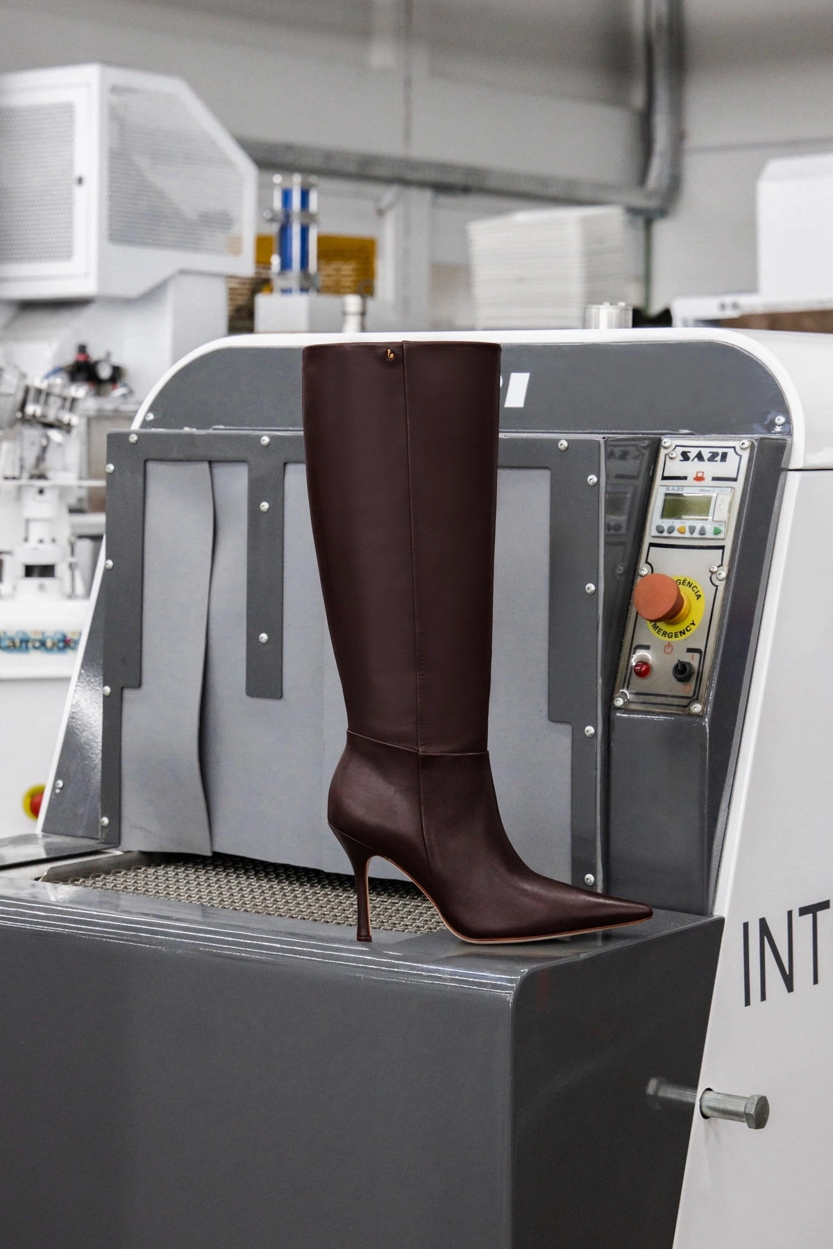 Mind Ease Carina Boot In Brown Leather