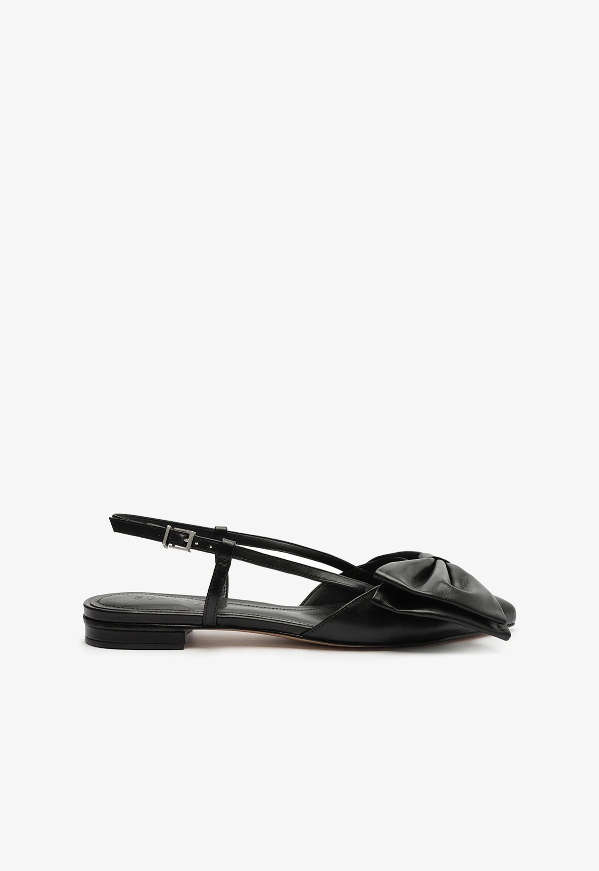 Judy Flat Leather Pump Reinforced Heel Stabilizer