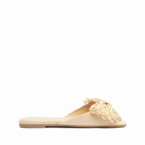 Lienne Straw Flat Sandal Strong Step Fur Trim