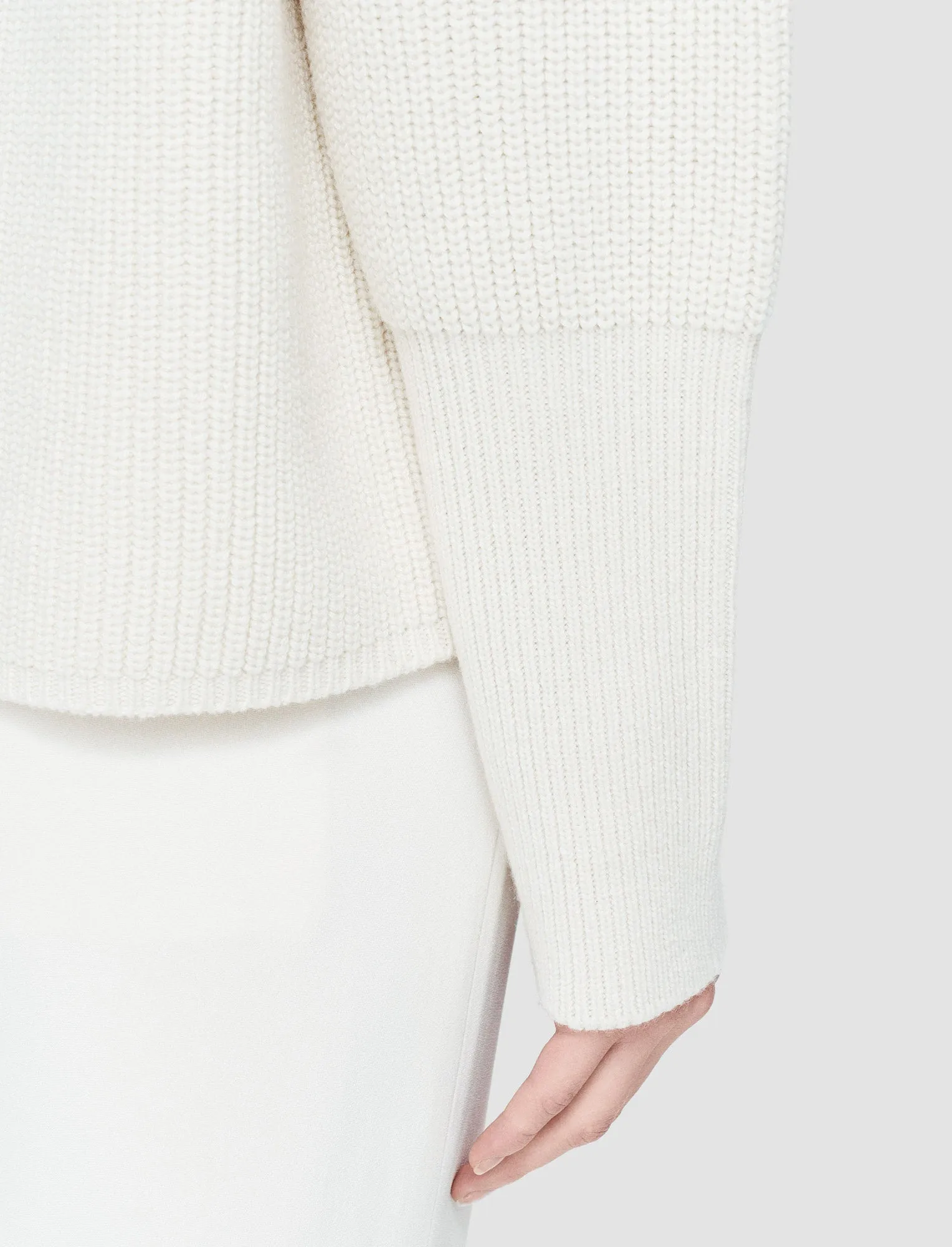 Light Cardigan Stitch Round Neck Jumper Slub Texture