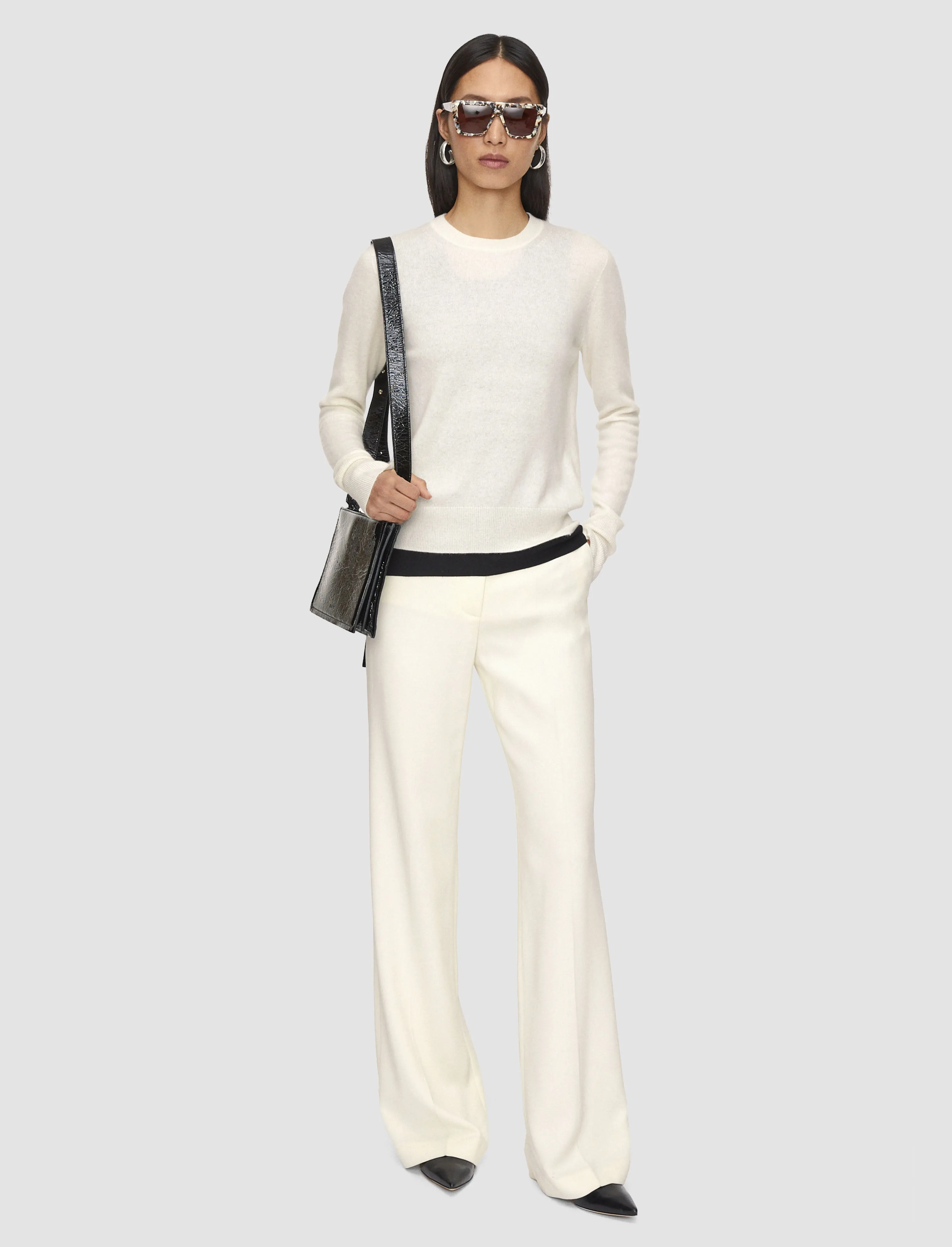 Light Pure Cashmere Round Neck Jumper Modern Trend Eco Conscious Production