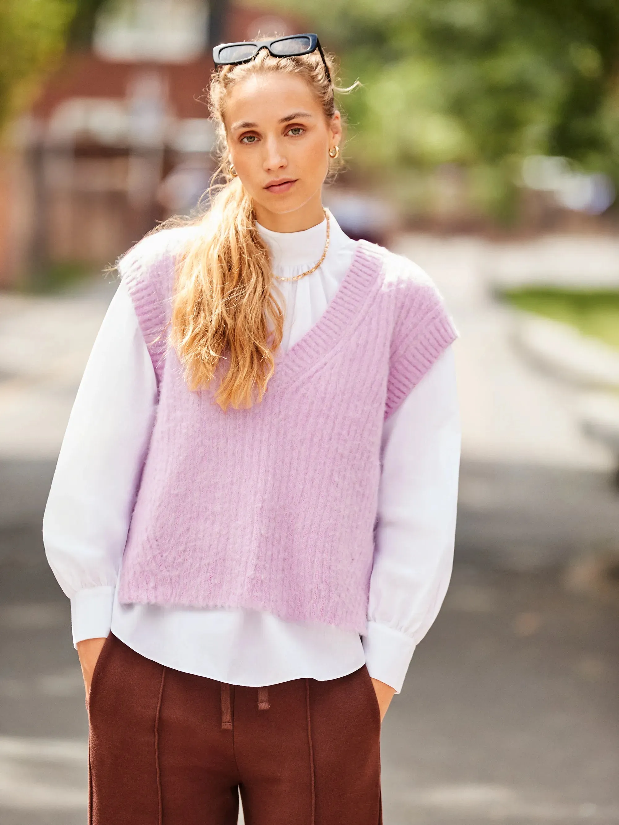RibbedTexture Lilac V-Neck Knit Vest with Wool and Alpaca