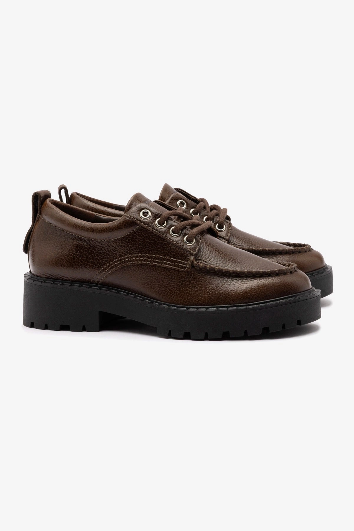 Snow Grip London Lace Up Loafer In Brown Leather