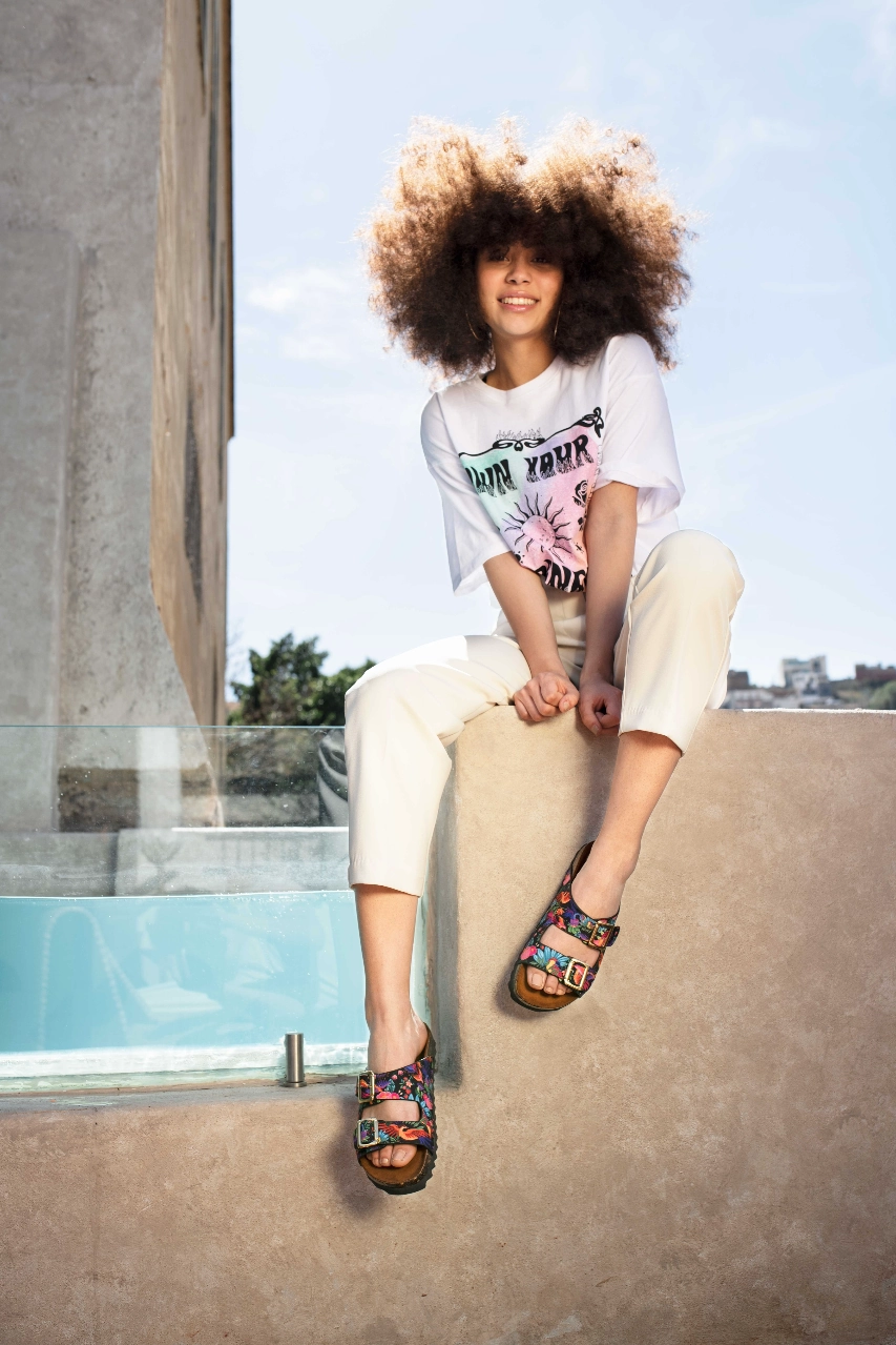 Luzon Buckle Sandal Summer Flat Shoes Impact protection