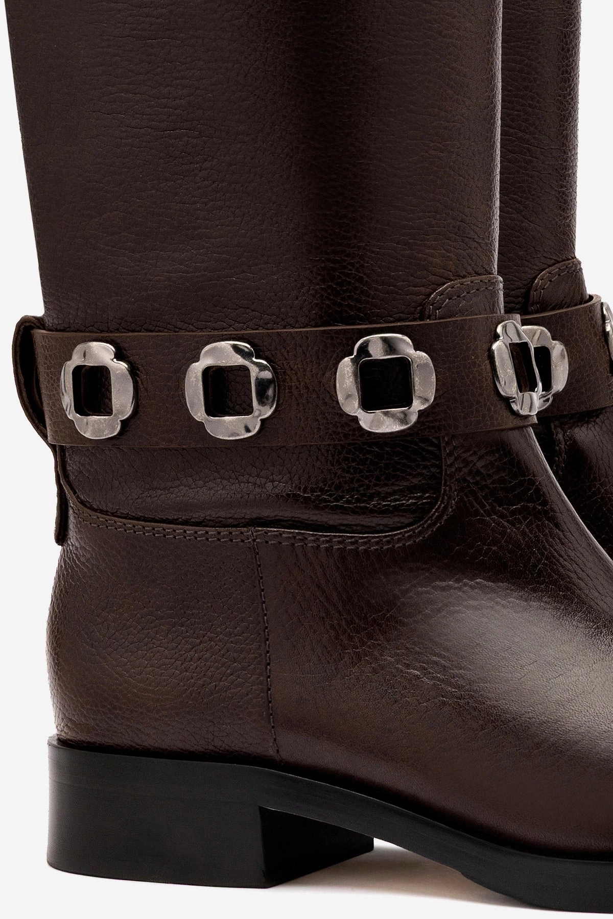 Core Flex Year Trust Milan Flat Boot In Brown Leather