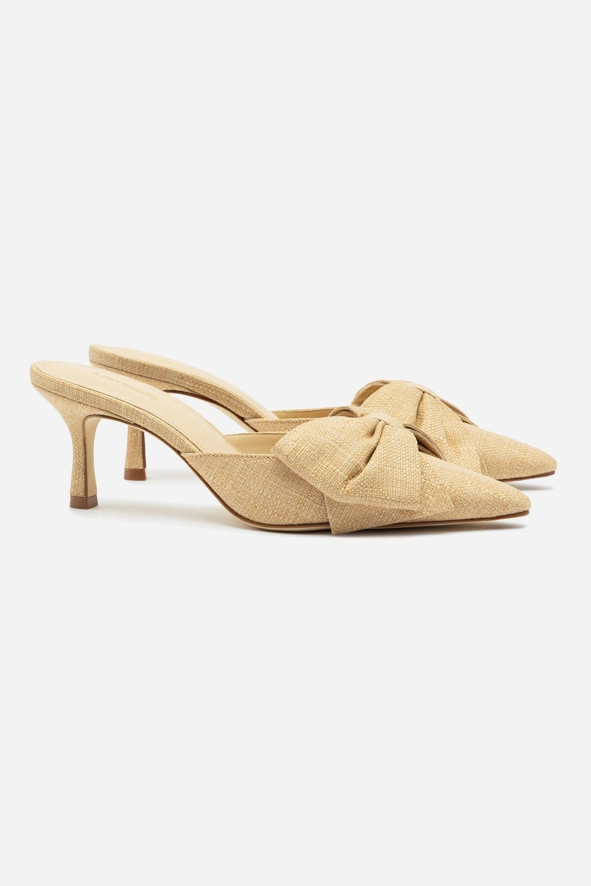 Yoga Base Velvet Rich Mini Elle Pump In Beige Raffia