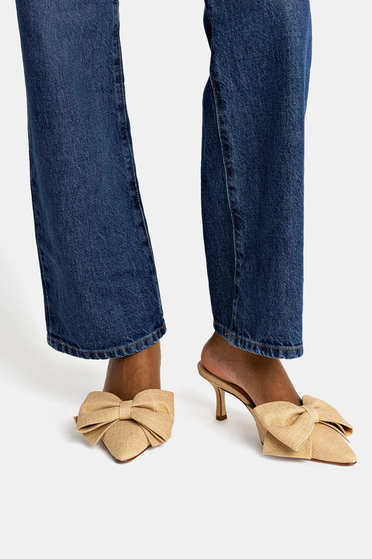 Mini Elle Pump In Beige Raffia Freeze Grip