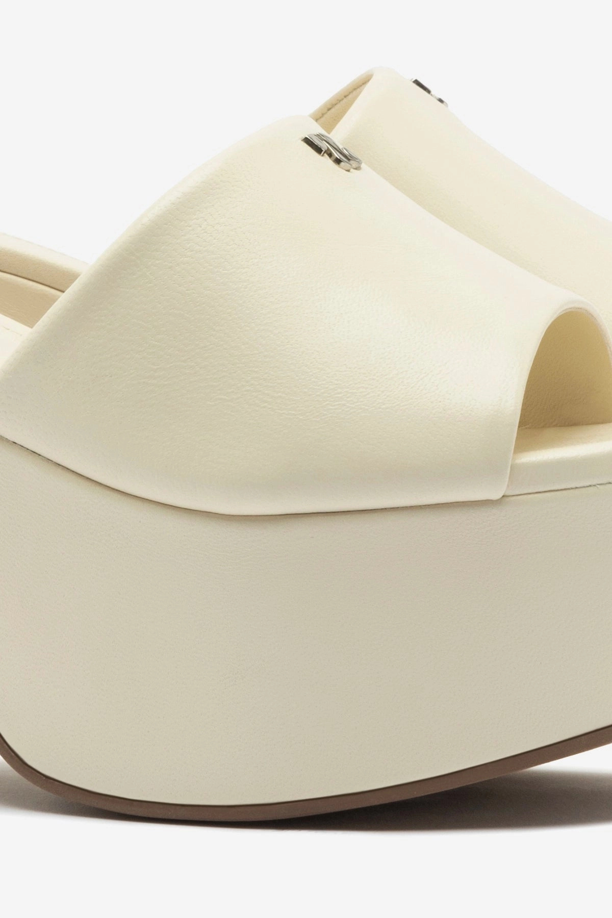 Adjustable Hook and Loop Closure Miso Platform Mule In Ivory Leather