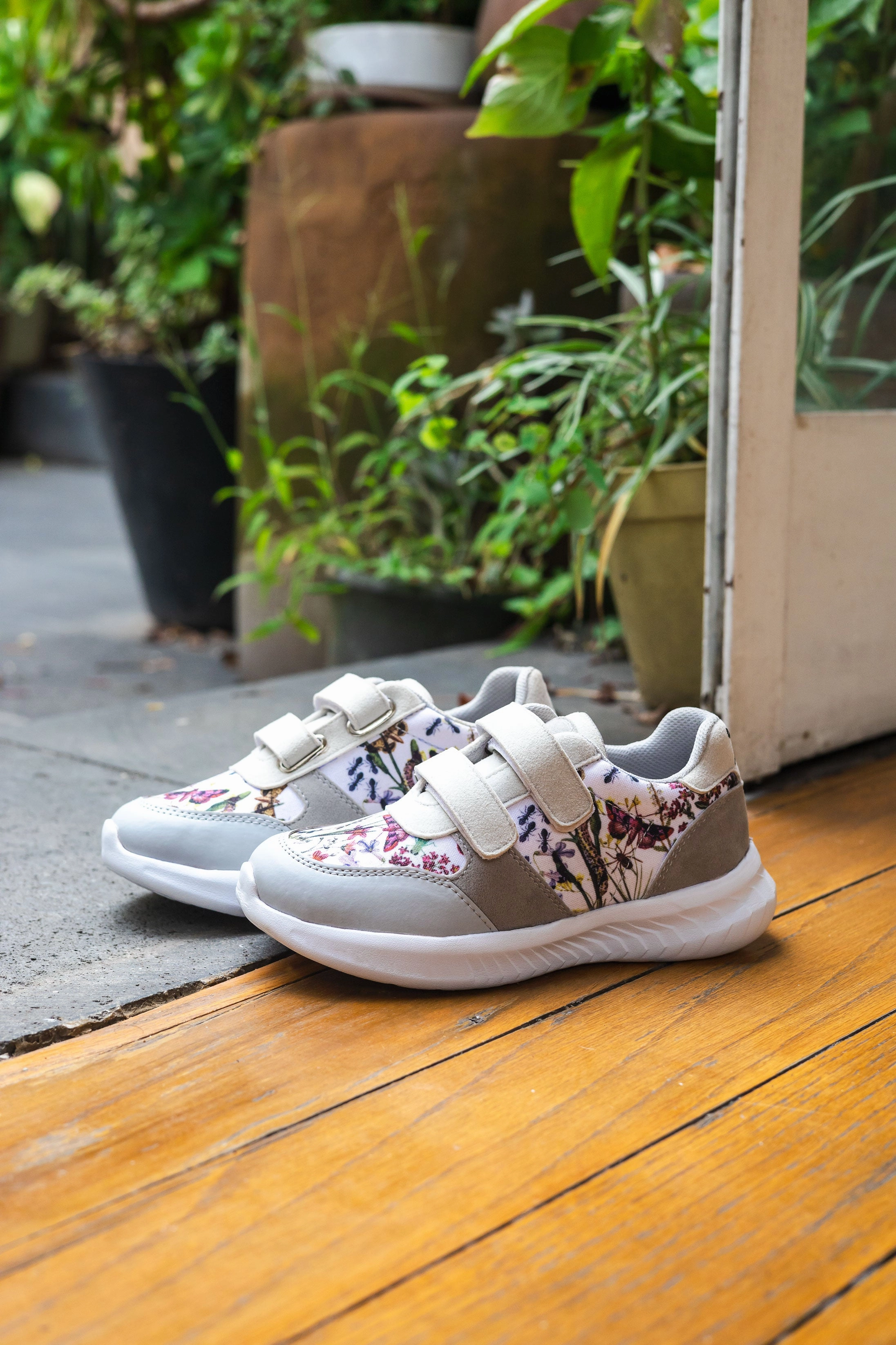 Monterey Runner - KIDS Athleisure Fit Wide Toe Box Option