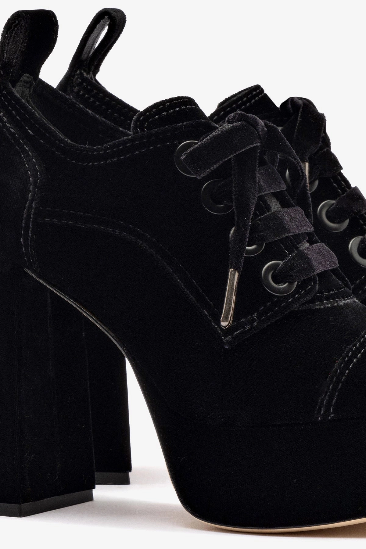 Dad Style Eleonor Bootie In Black Velvet