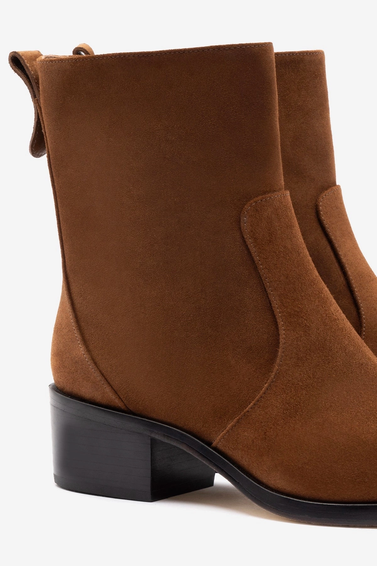 Kids Fun Florencia Low Boot In Burnt Umber Suede