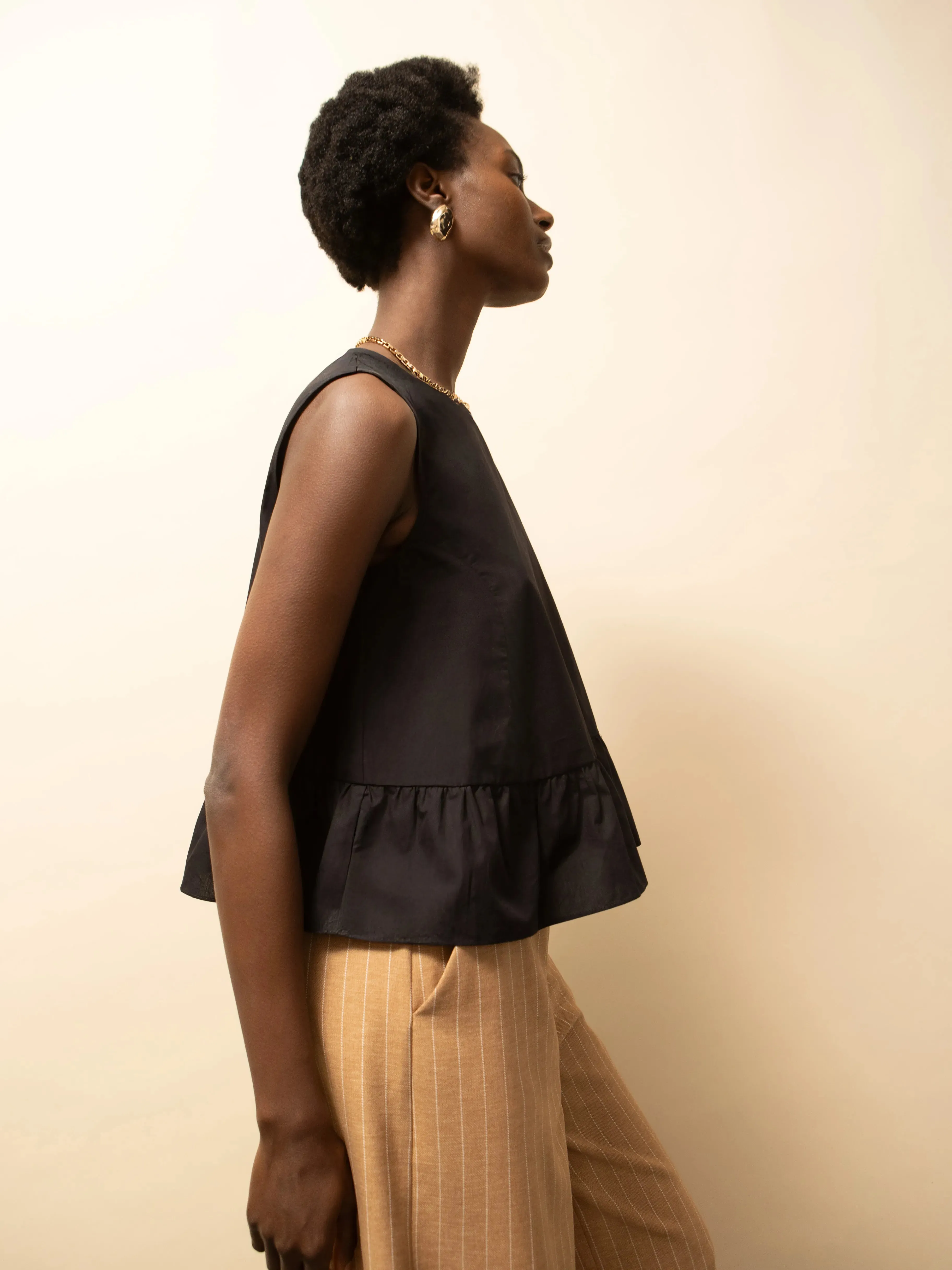 HypoallergenicFibers Drop Shoulder Black Frill Hem Cotton Top