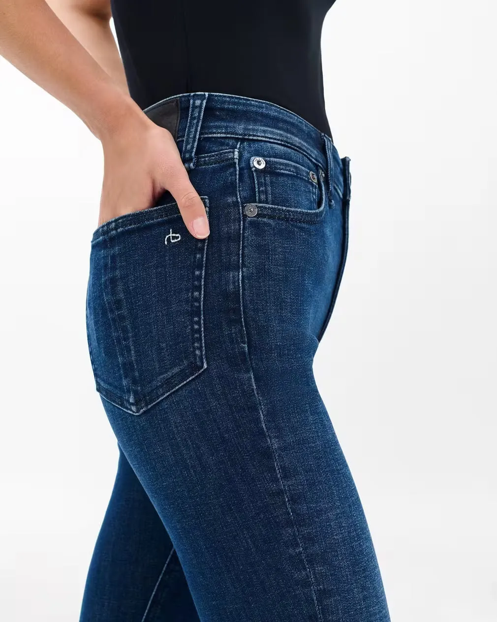 Modern Comfort Nina Skinny Jeans Lulu