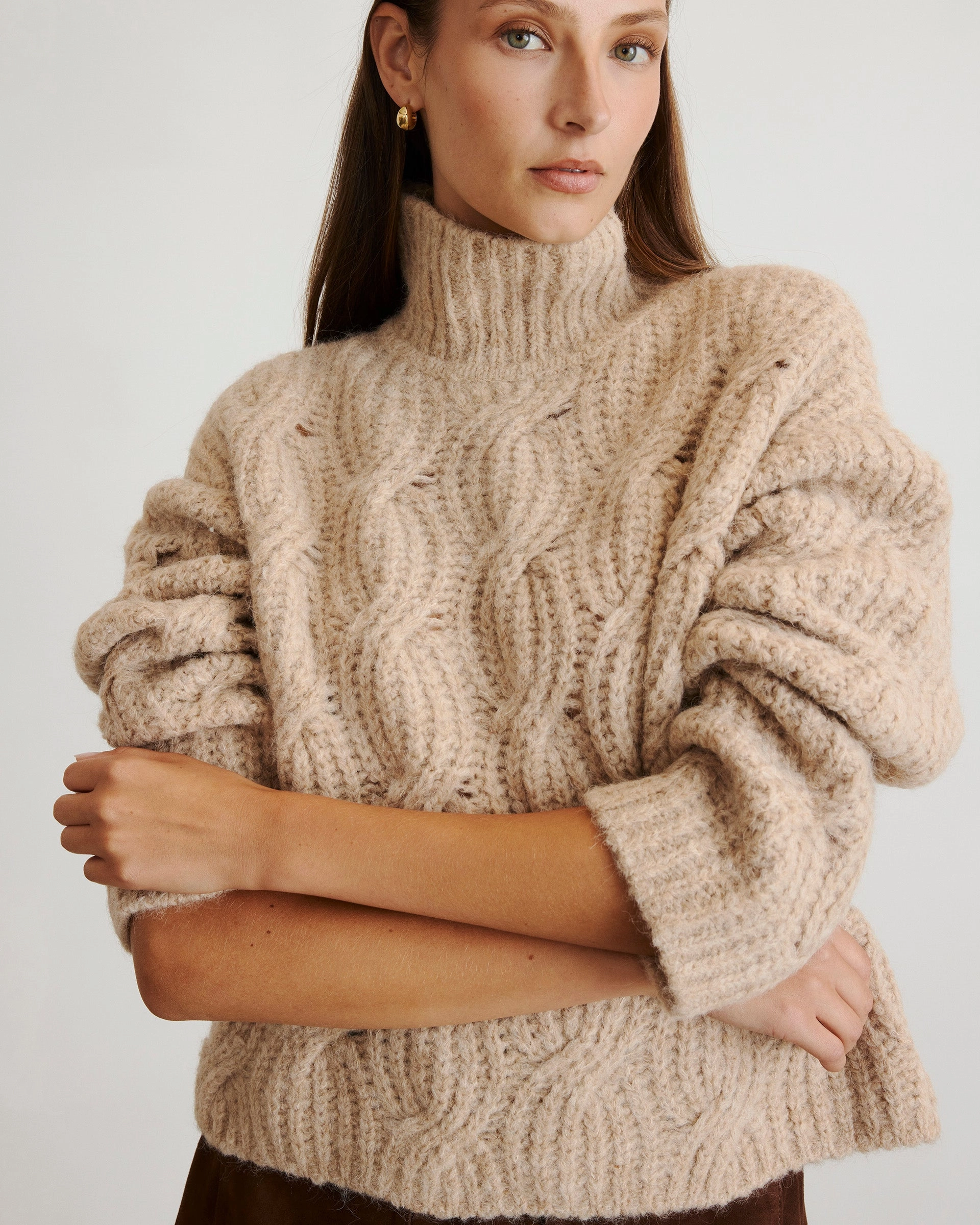 Opaline Sweater Ribbed Collar Detail