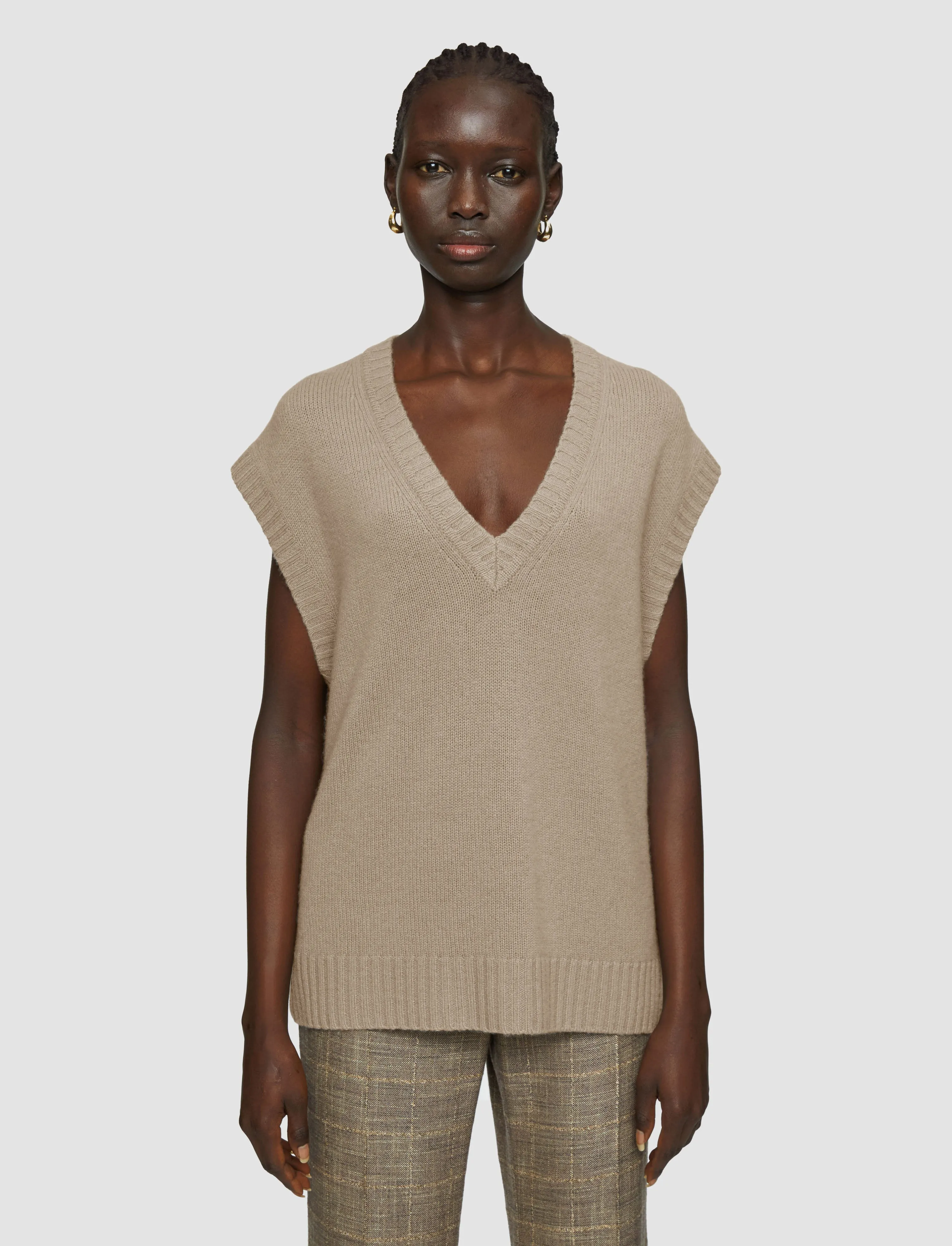 LowMaintenance Fabric Neutral palette Open Cashmere Vest