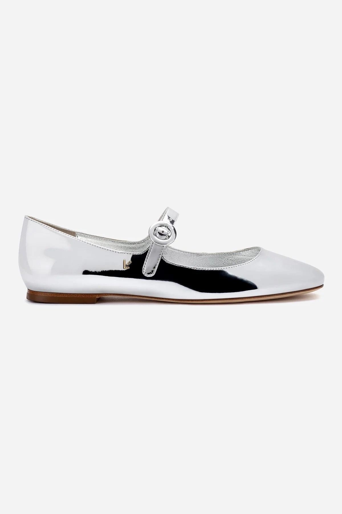 Low Profile Weekend Trip Blair Ballet Flat In Silver Specchio