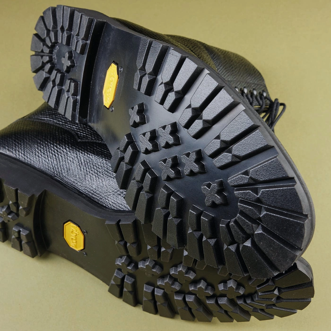 Grizedale Black Russian Grain High Traction