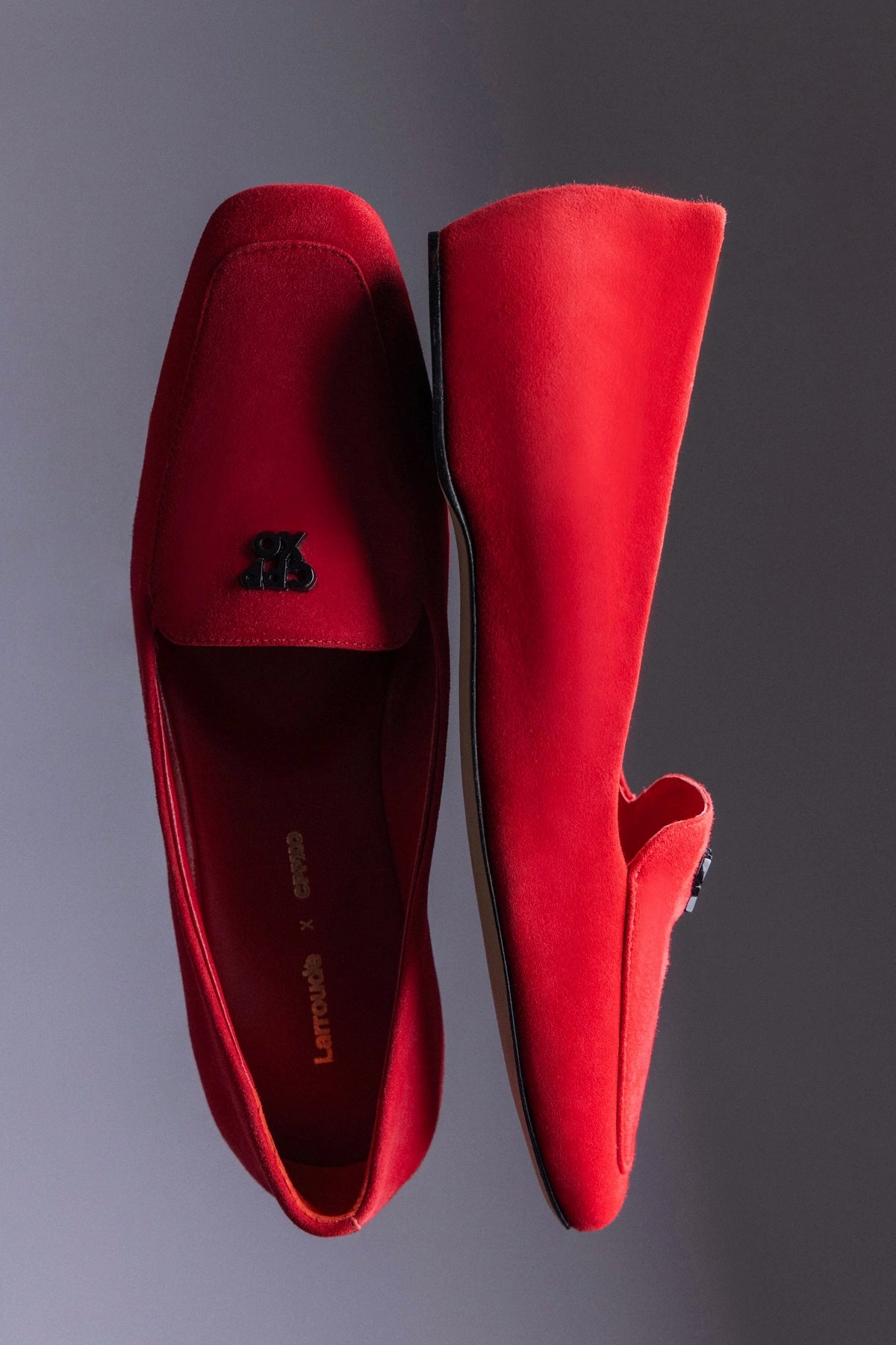 Breathable mesh upper Larroud x CPPXO Loafer In Scarlet Leather