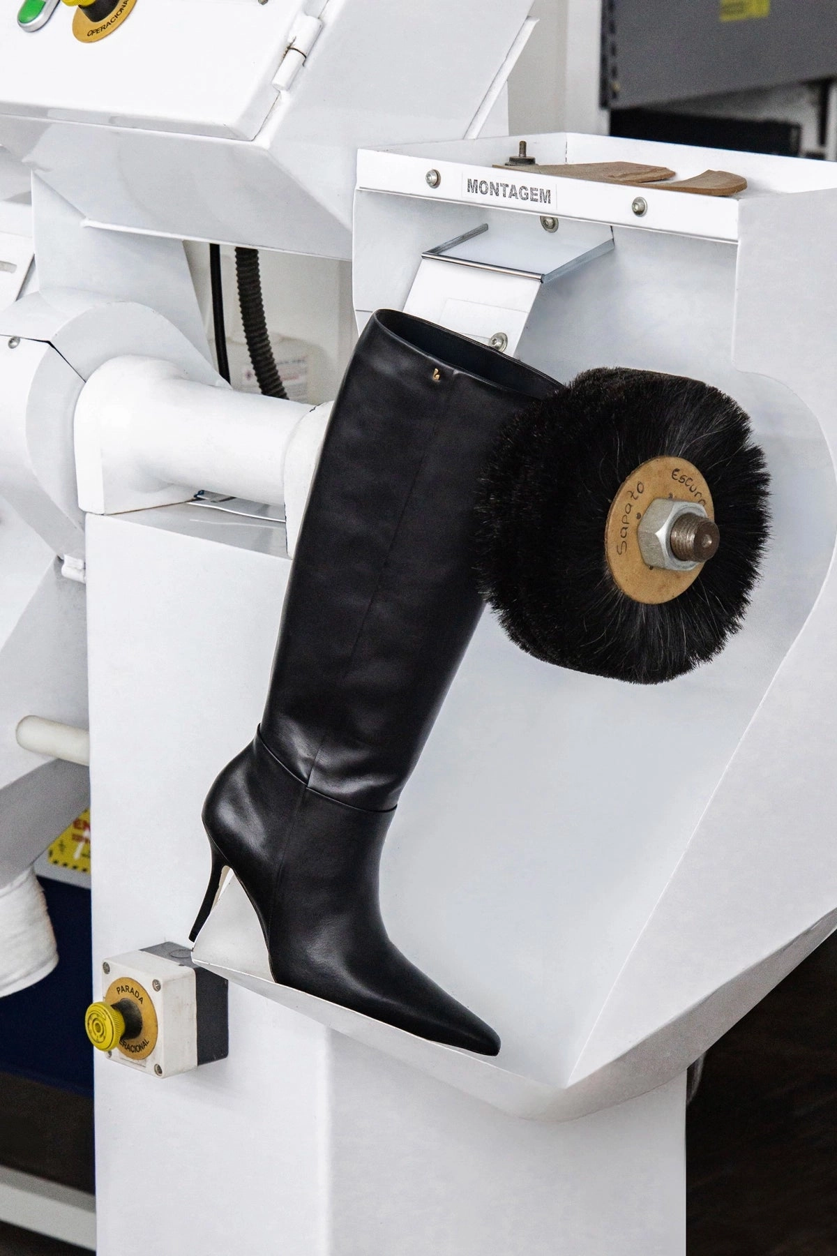 Slip Resistant Design Carine Boot In Black Leather