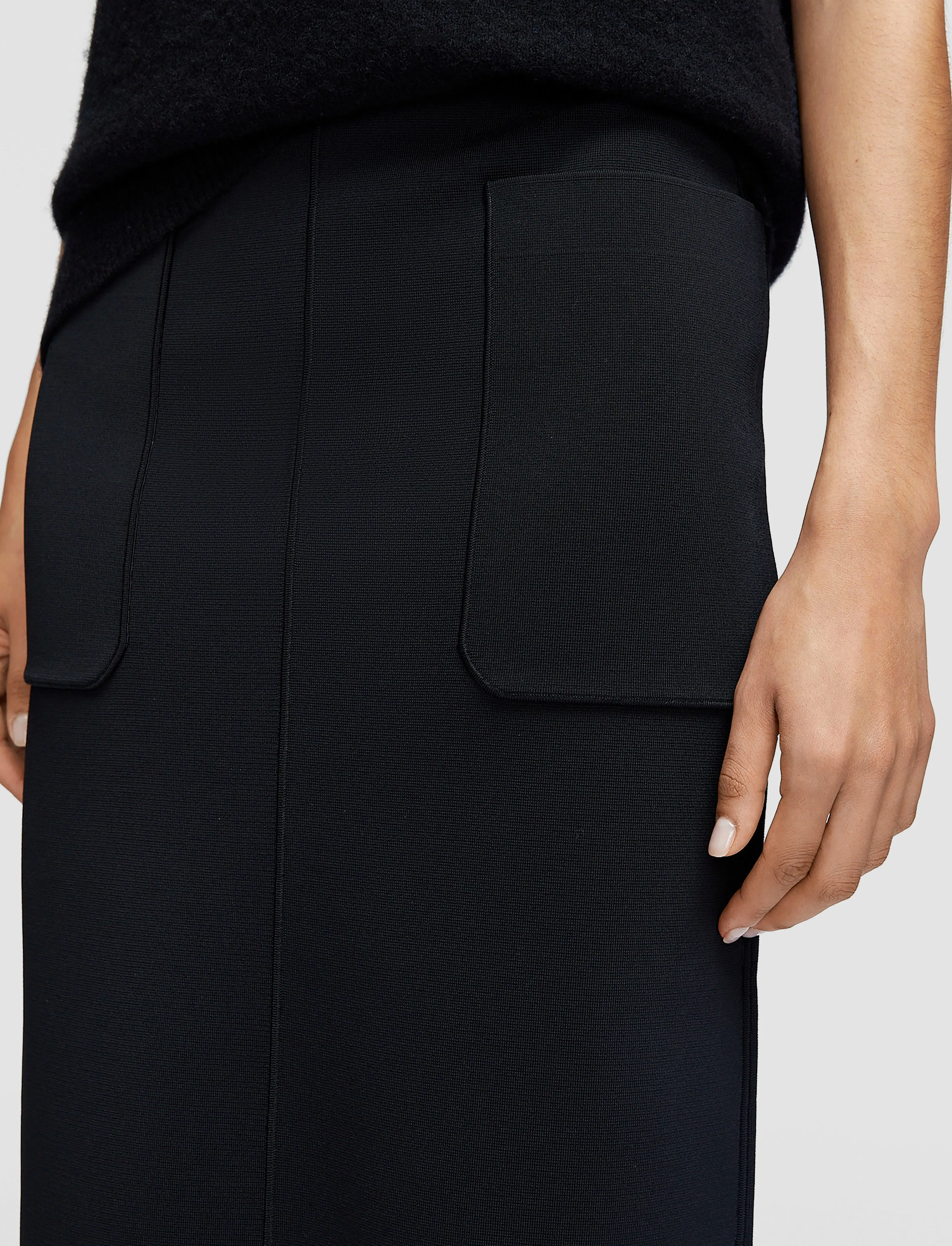 Durable Edge Binding Milano Knit Stretch Skirt