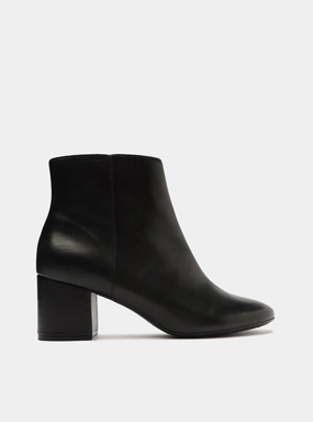 Soft Land Rosi Leather Bootie