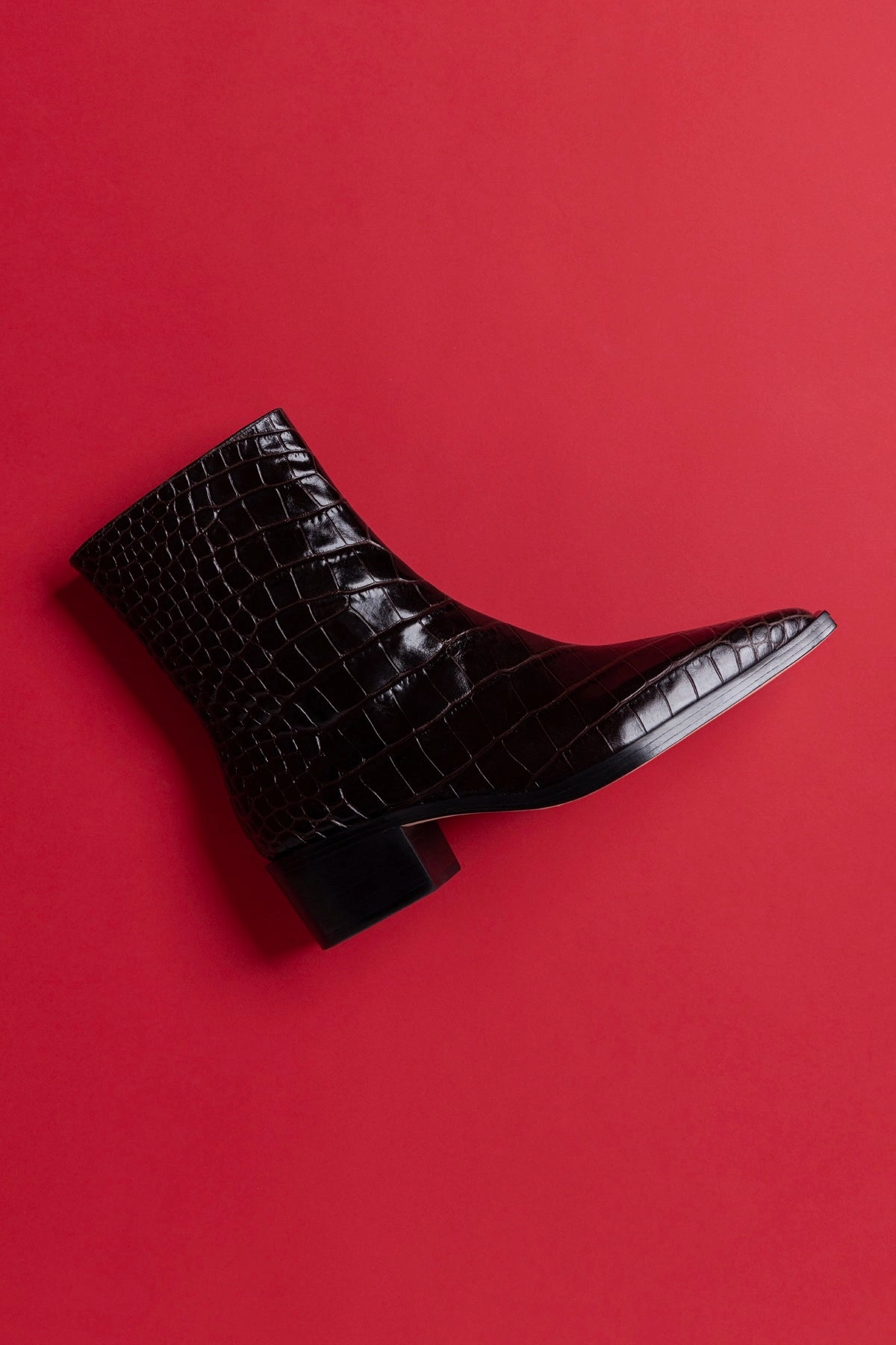 Florencia Low Boot In Croco Brown Leather Love Glow