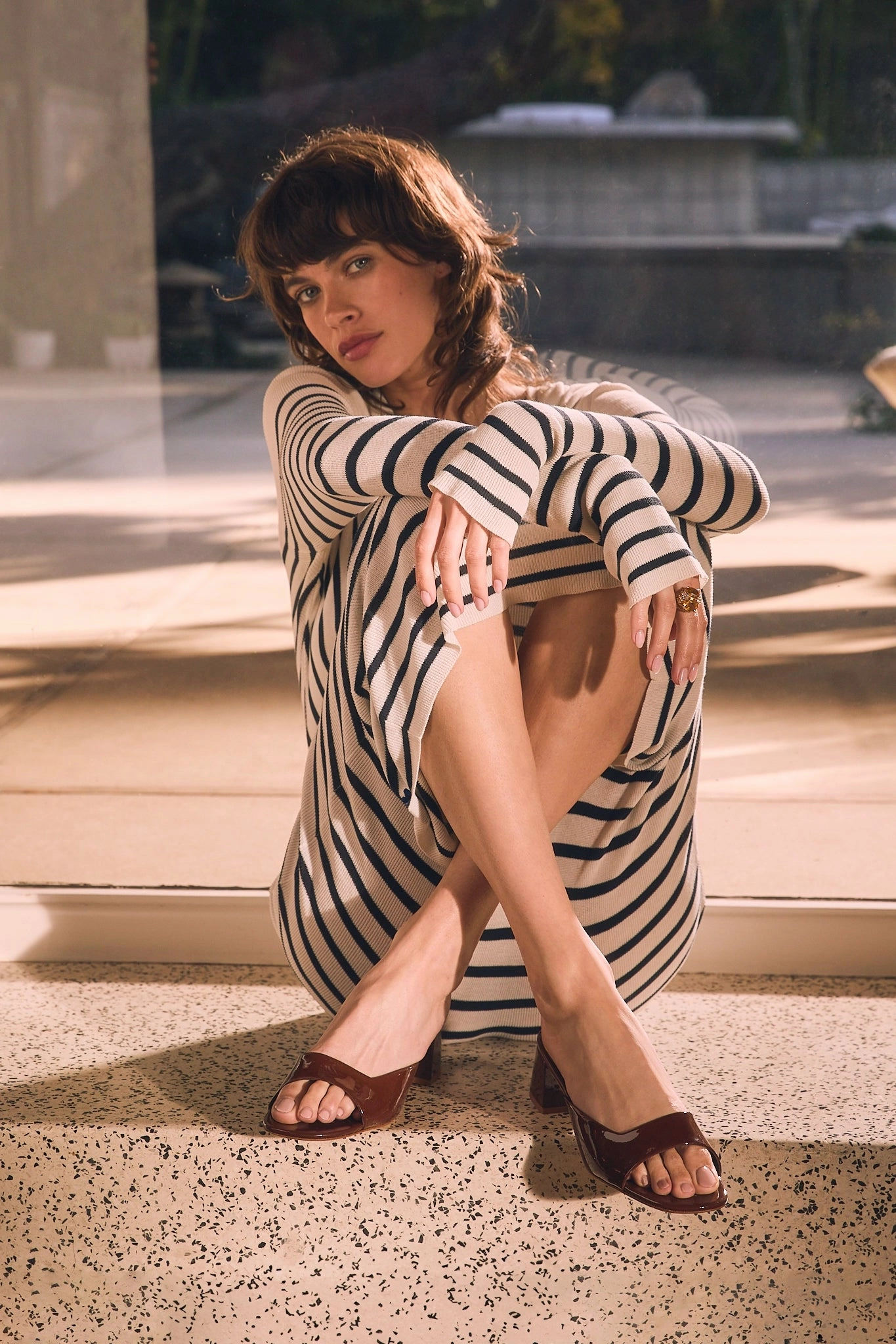 Moisture Wicking Lining Elastic laces Chloe Gosselin by Larroud Anah Mule In Brown Patent Leather