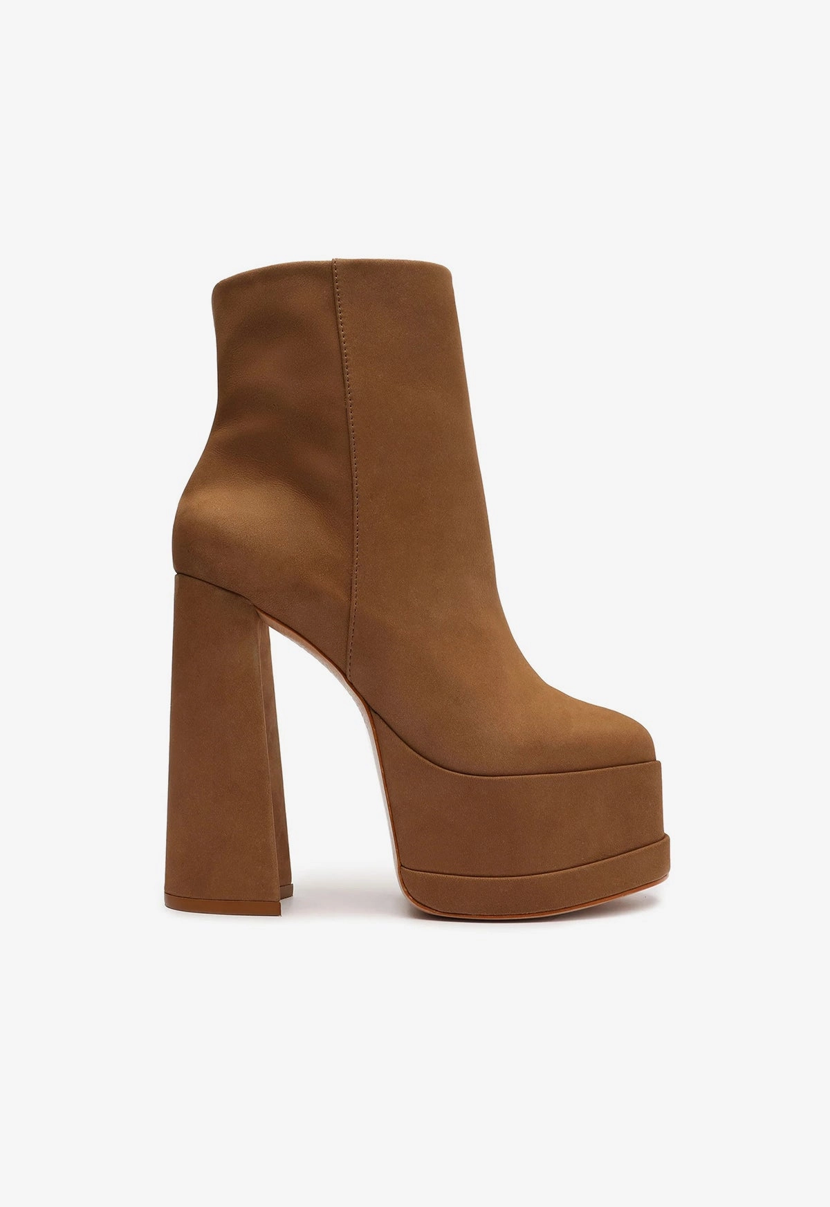 Ventilation Ports Selene Casual Nubuck Bootie