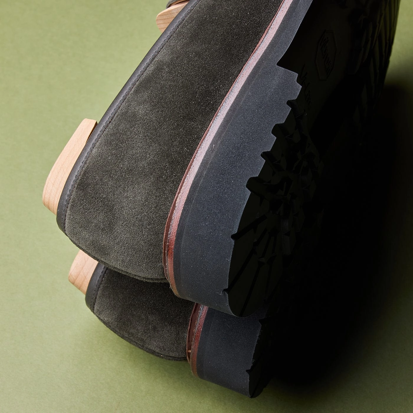 Open Guard Boston 2 Earth Green Suede