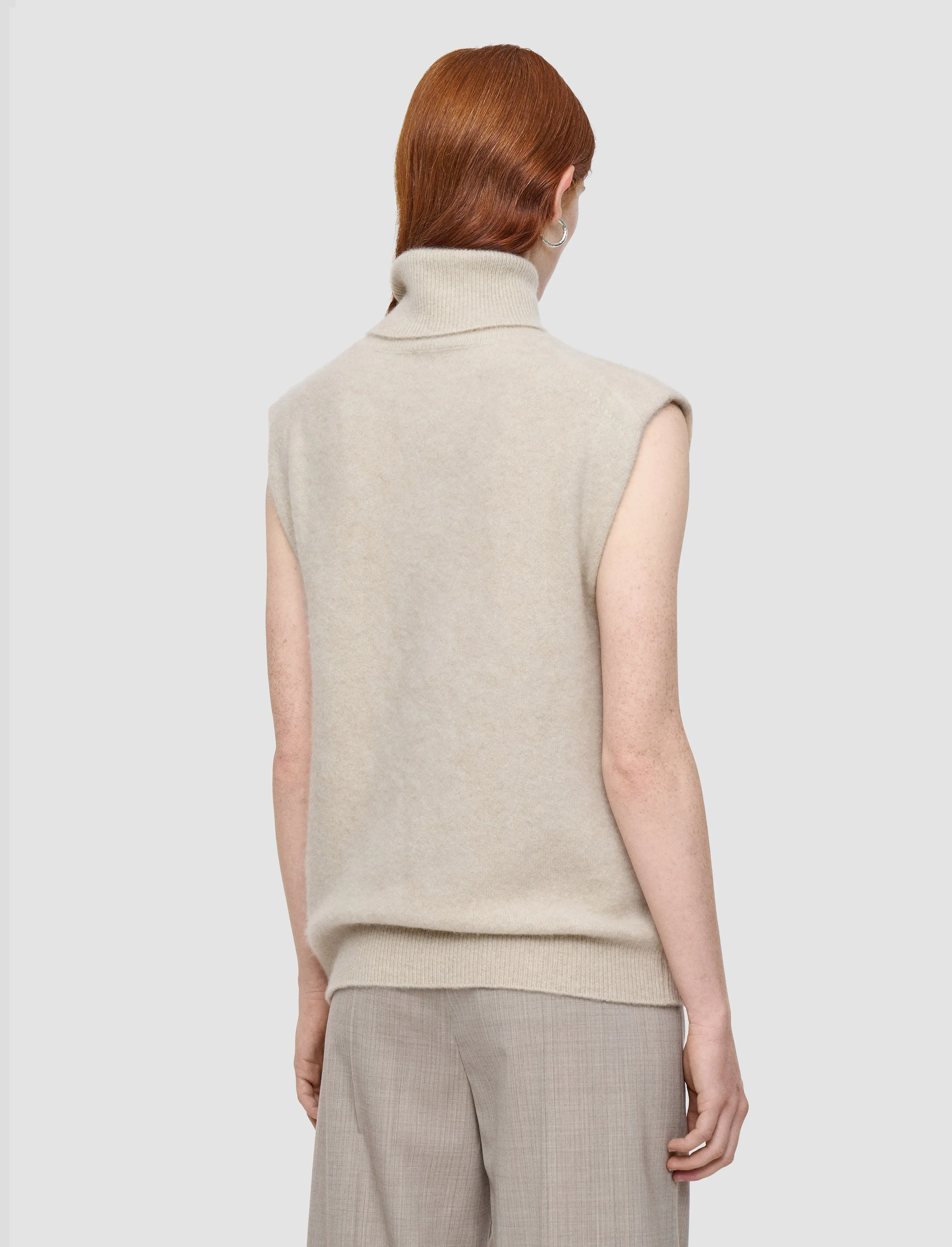 Layered Weight Distribution Guide Comfortable Wear Brushed Cashmere Vest
