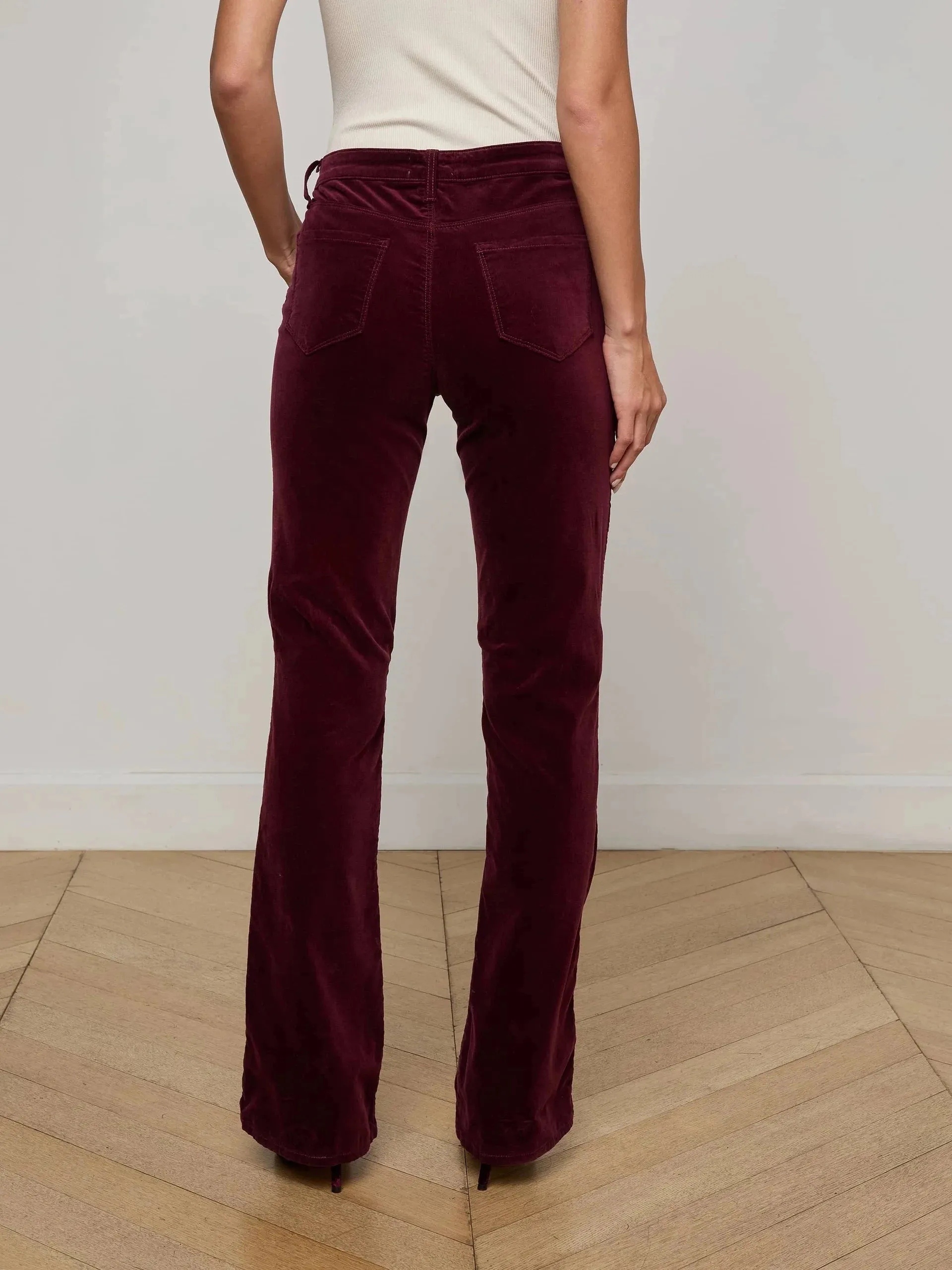 Modern Youth Style Party Look Stevie Velvet Jean Dark Port