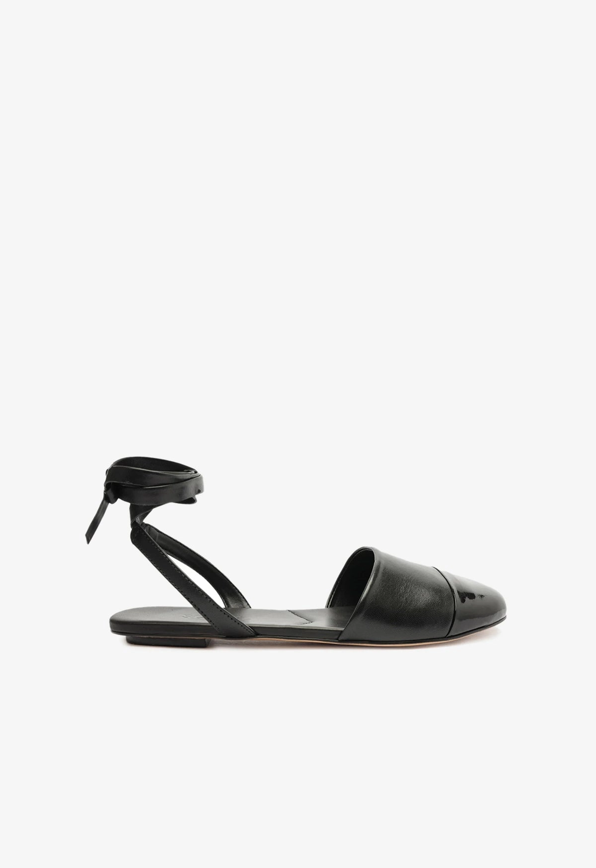 Ventilated Bunion Friendly Structure Ariel Leather Flat