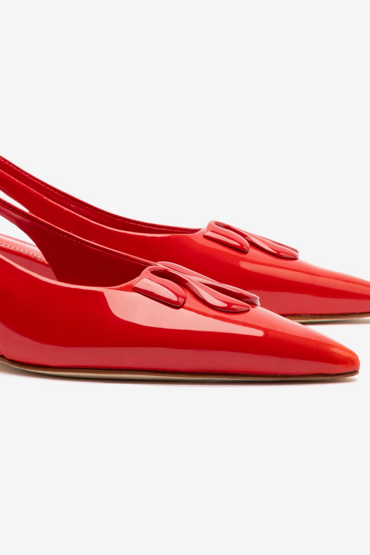 Adjustable Hook and Loop Closure Kaitlan LL Low Pump In Scarlet Patent Leather