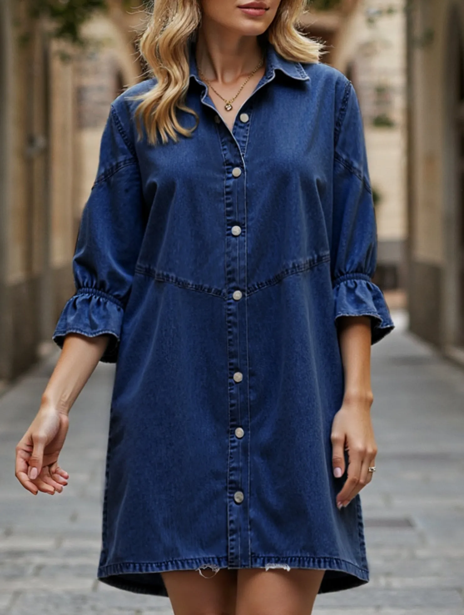 Soft Cut Day Ready Single-row multi-button denim dress