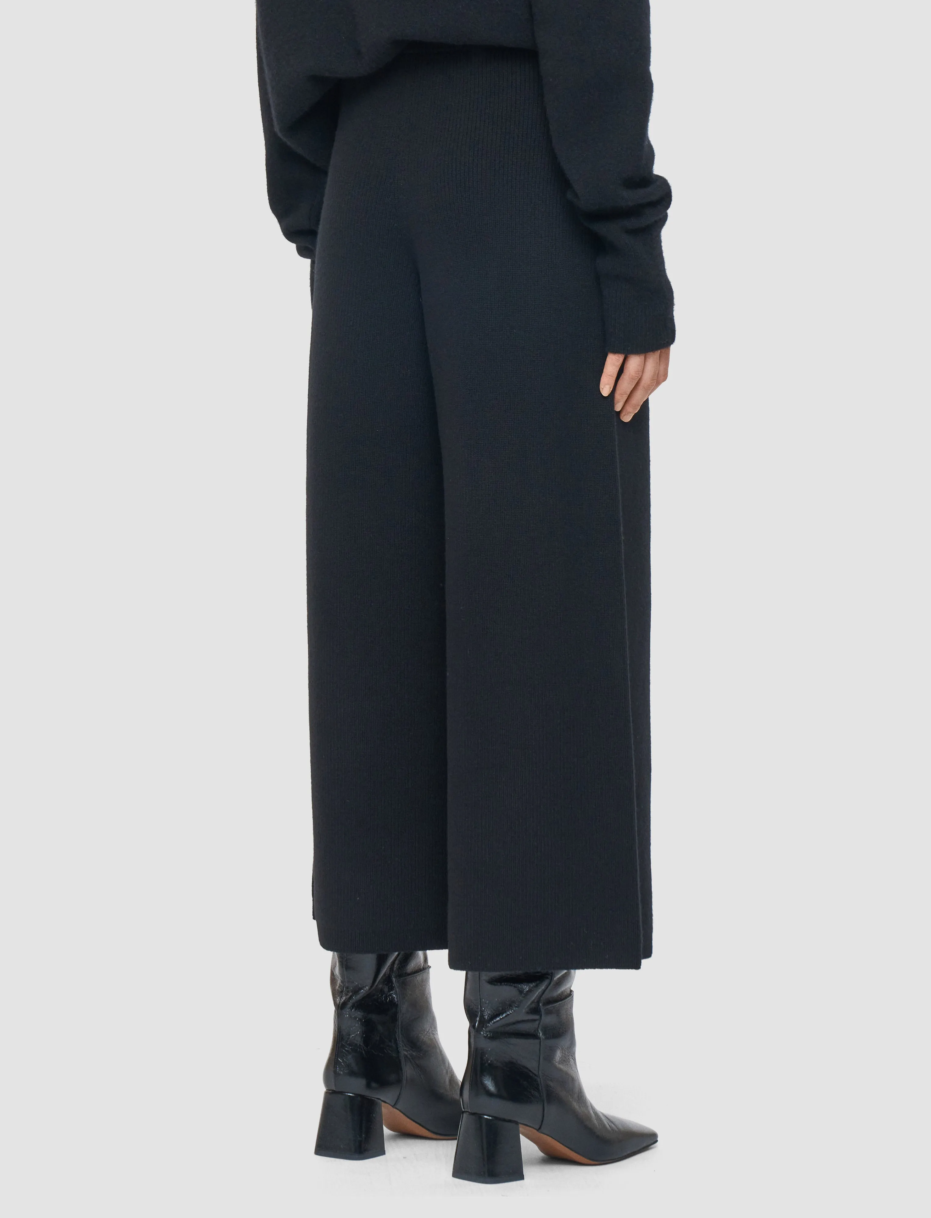 Soft Wool Culottes AntiPilling Treatment