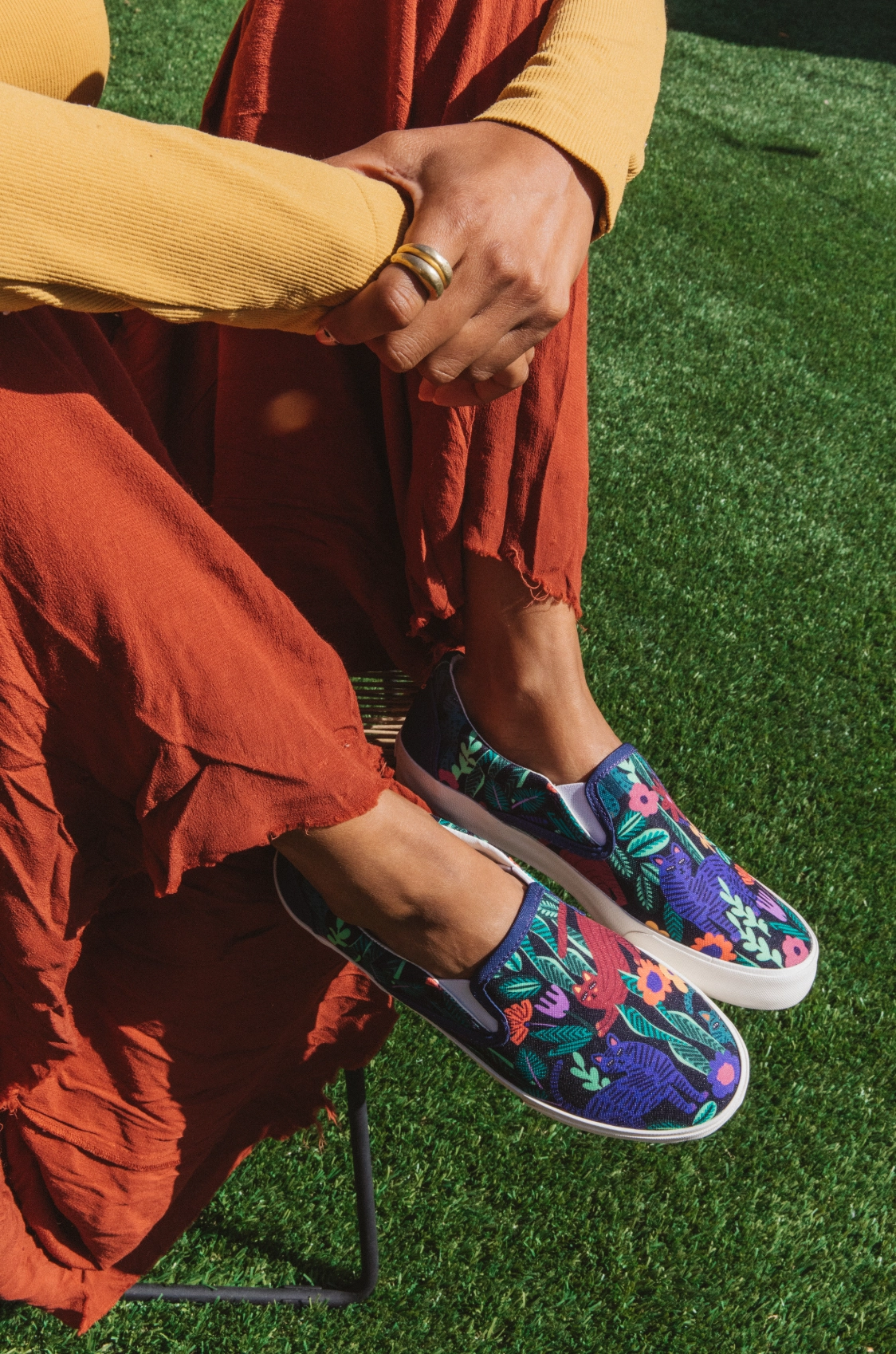 Sokoke Slip On Sleek Profile Responsive