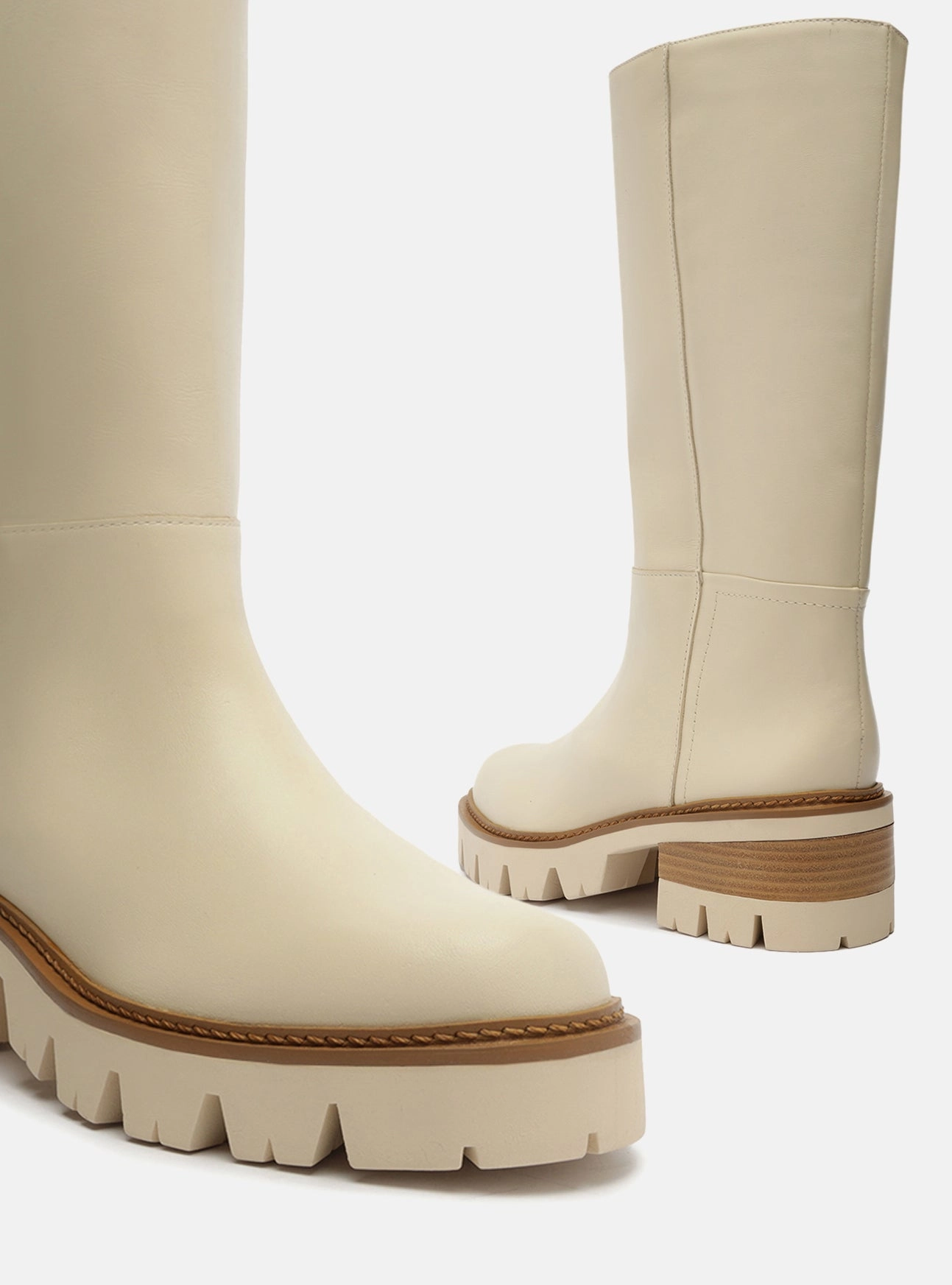 Bailey  Leather Tractor Boot Match All Reinforced Heel Cup