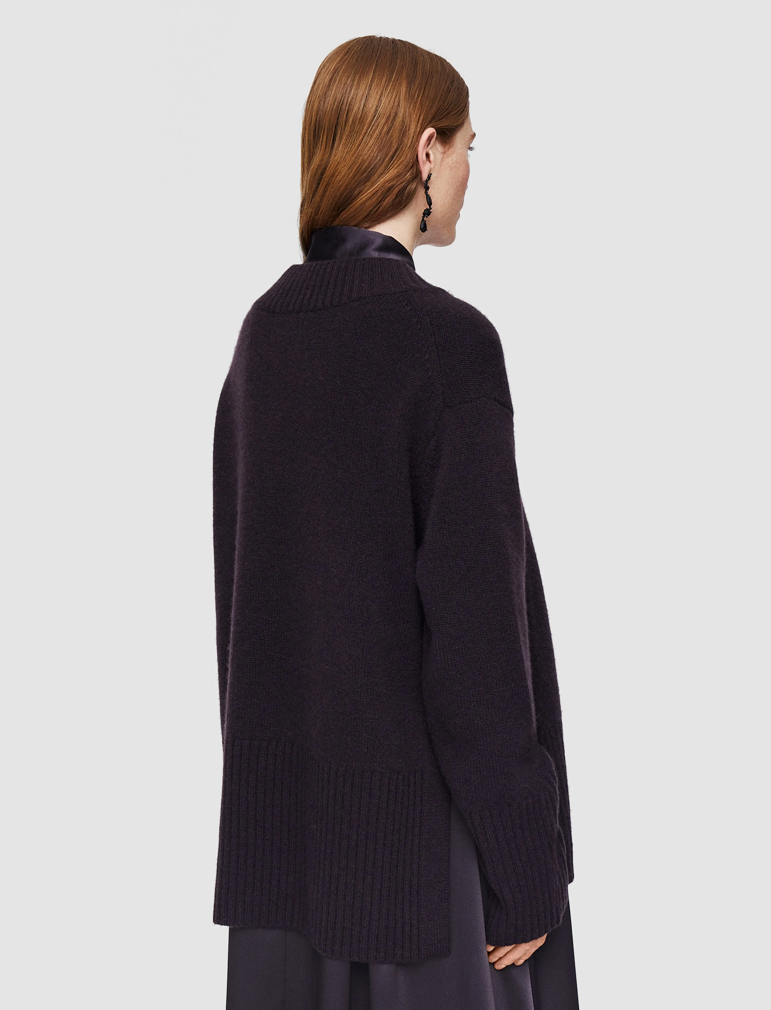 NonIrritating Stitching Luxe Cashmere V Neck Jumper