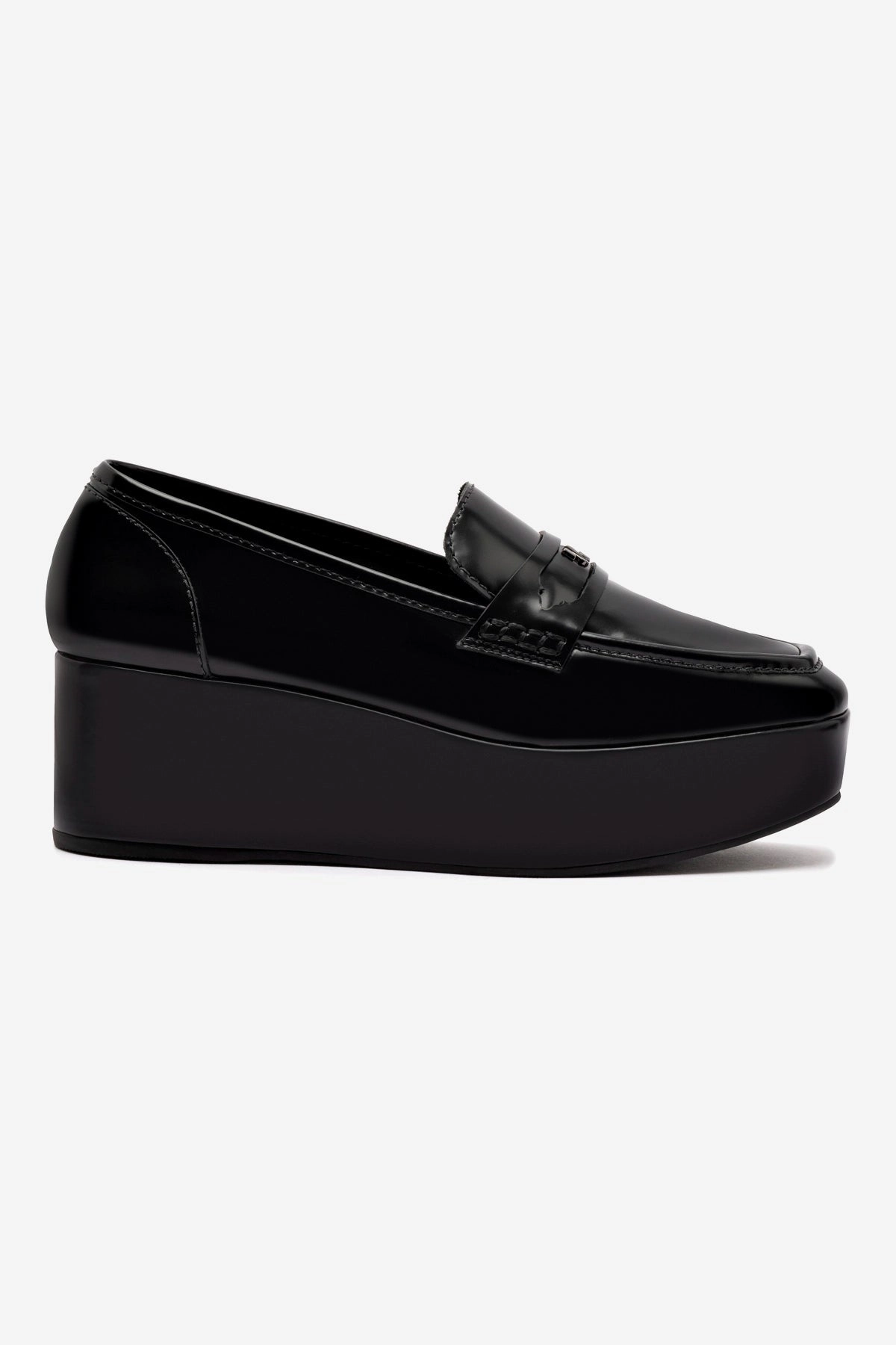 Suki Flatform Loafer In Black Box Leather Workout Cushioned Midsole