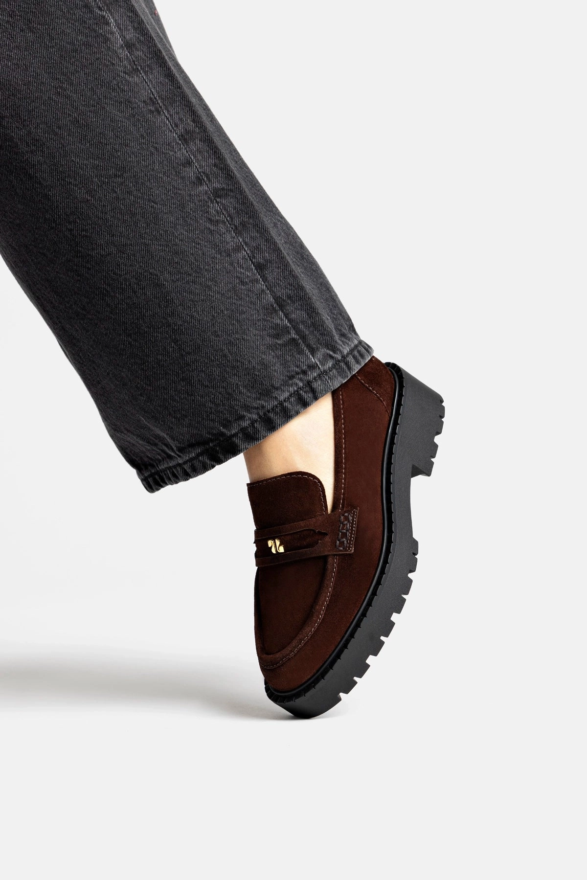 Mesh Upper Body Balance Suki Lugsole Loafer In Brown Suede