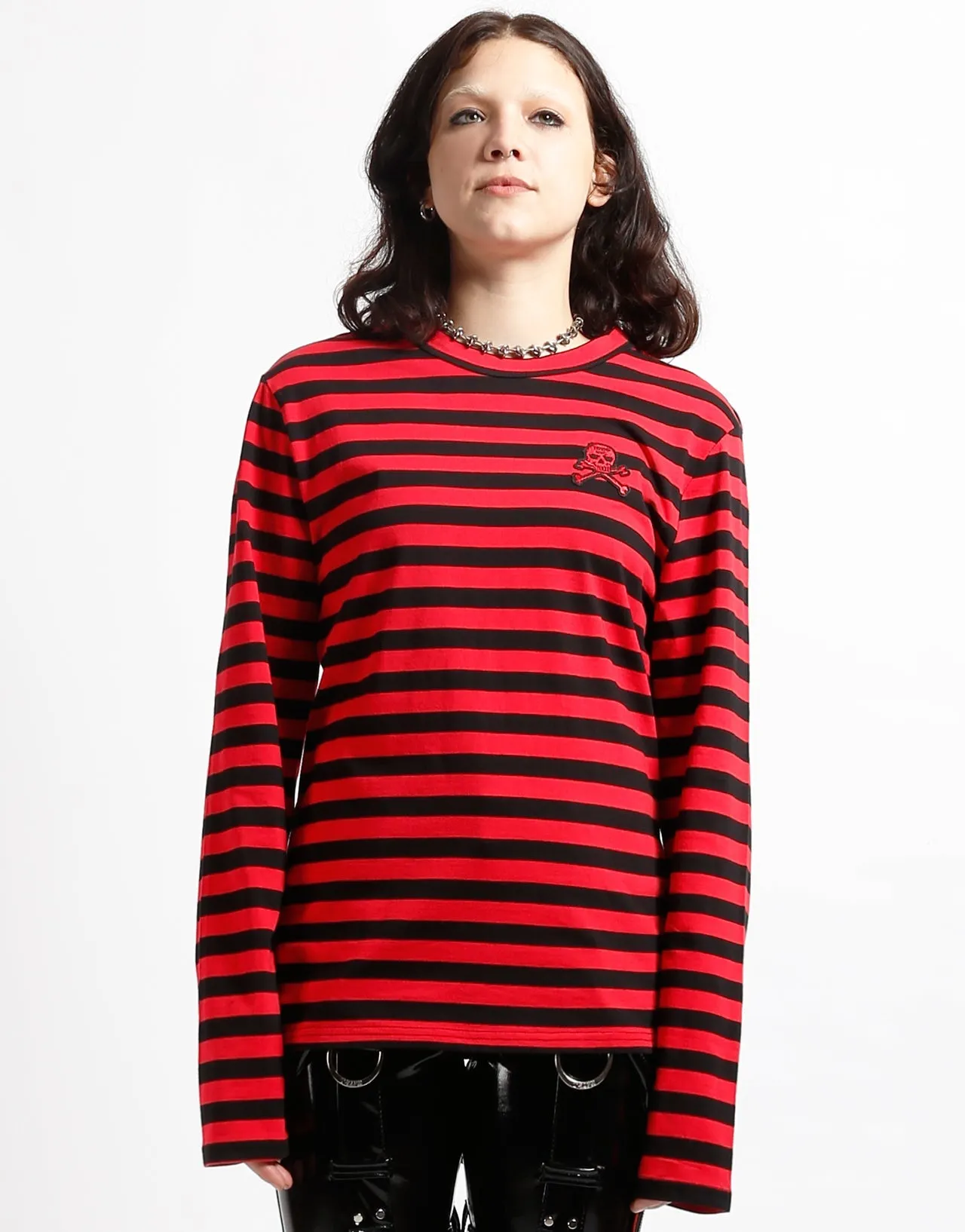 BreathableMeshPanels SKULL STRIPE KNIT TOP BLACK/RED