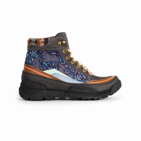 Tauro Trekk Boot Waterproof Function