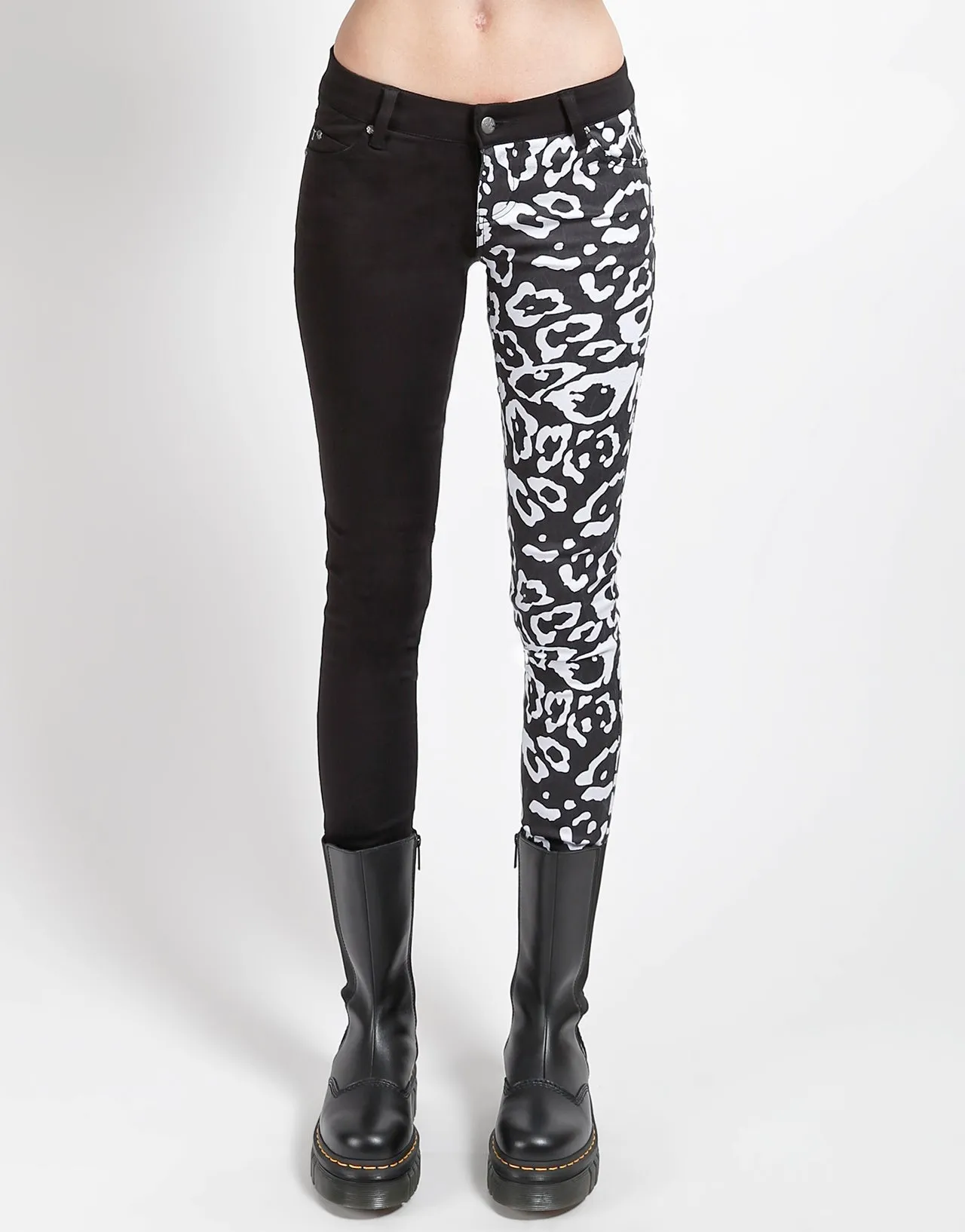 Flattering Look SPLIT PERSONALITY JEAN ULTRA LEOPARD