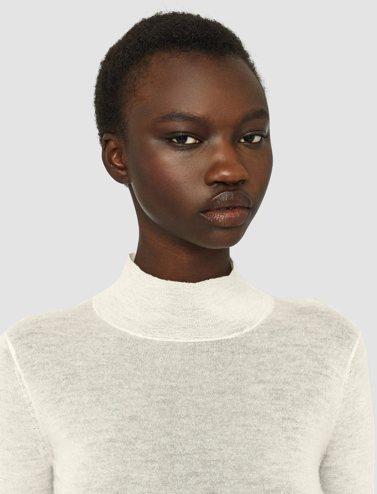 Thermoregulating Technology Cashair High Neck Jumper