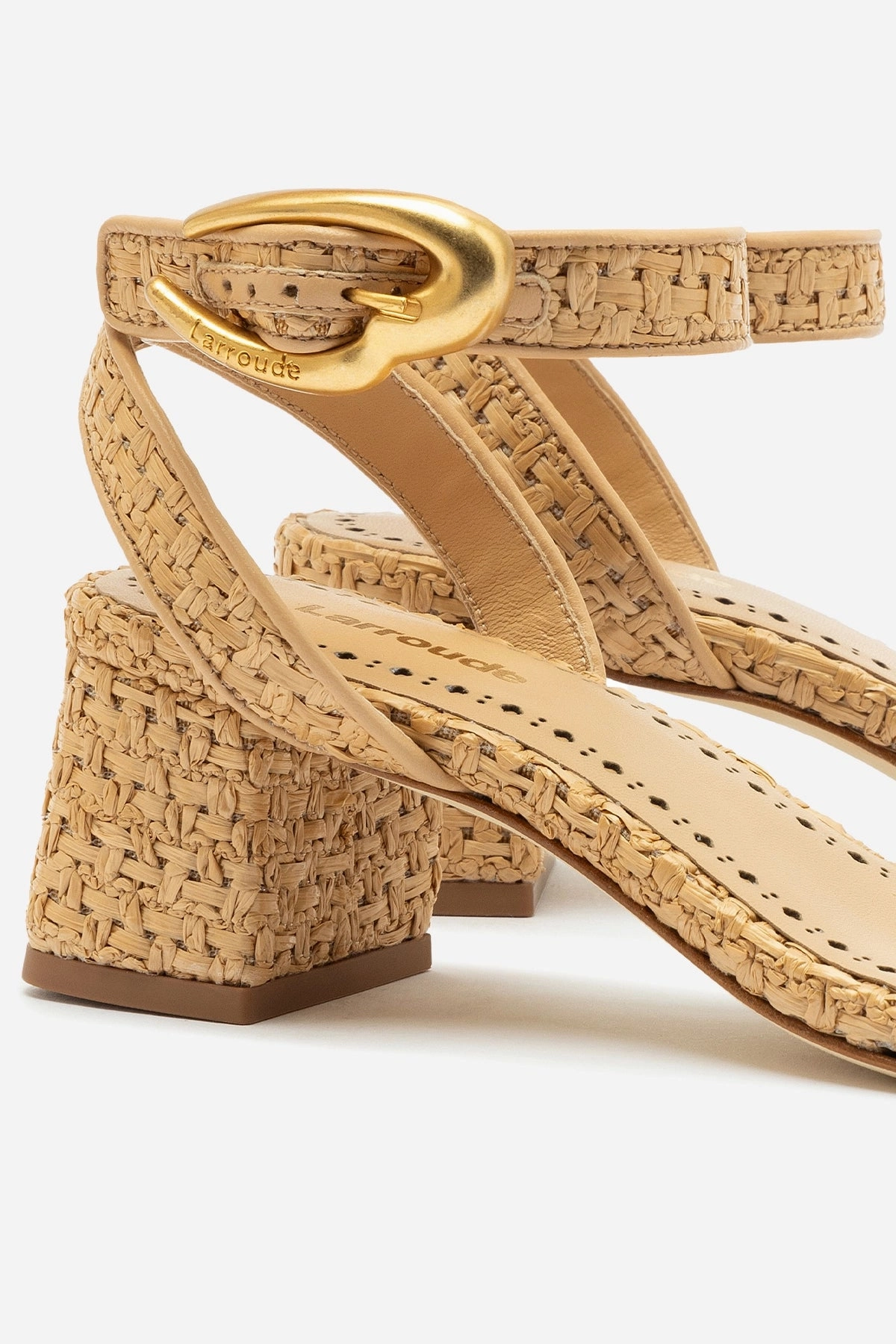 Grace Walk Verona Block Sandal In Beige Leather and Natural Raffia